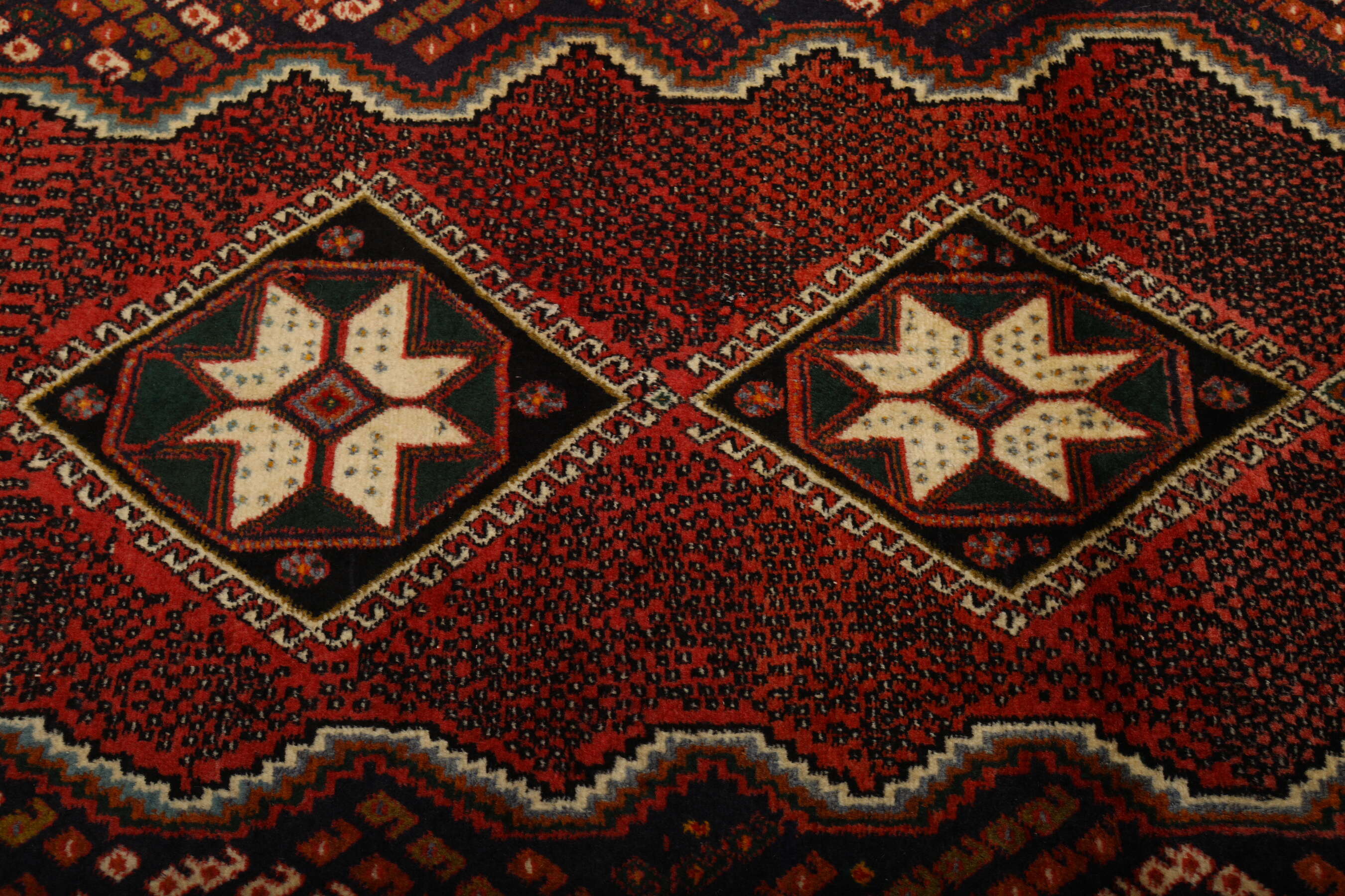 
    Afshar / Sirjan - Dark red - 118 x 188 cm
  