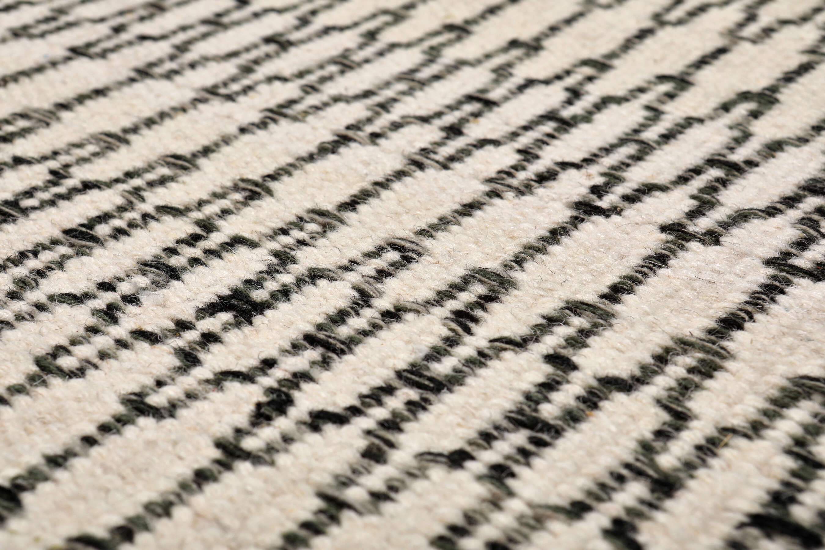 Kilim Long Stitch - Blanc Crème / Noir 190 x 240 cm Tapis De Laine