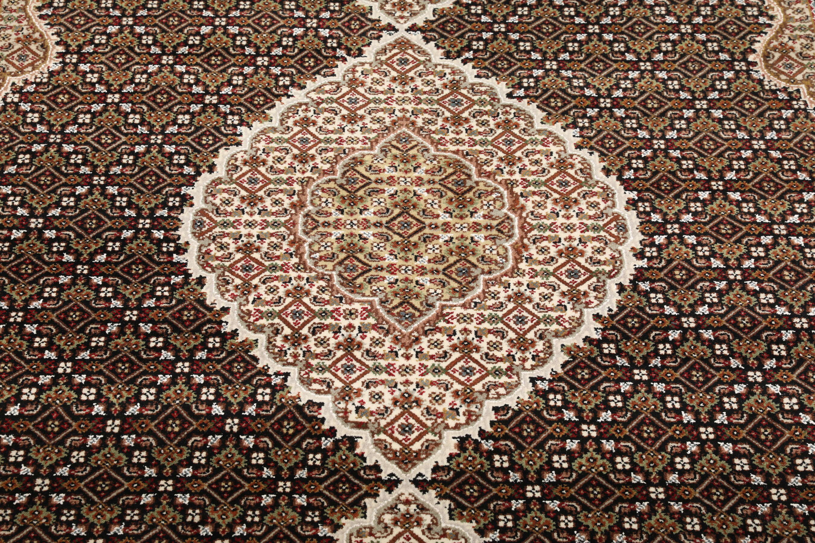 
    Tabriz Royal - Brown - 169 x 237 cm
  
