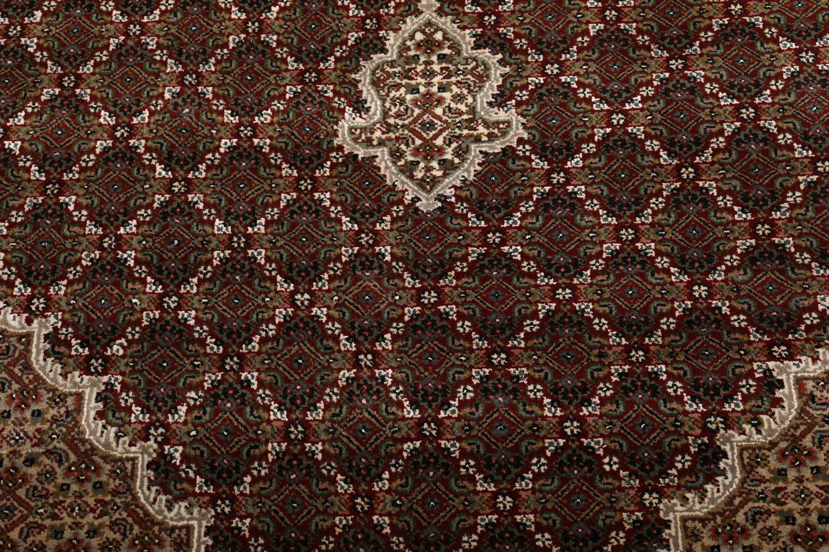 
    Tabriz Royal - Brown - 200 x 291 cm
  