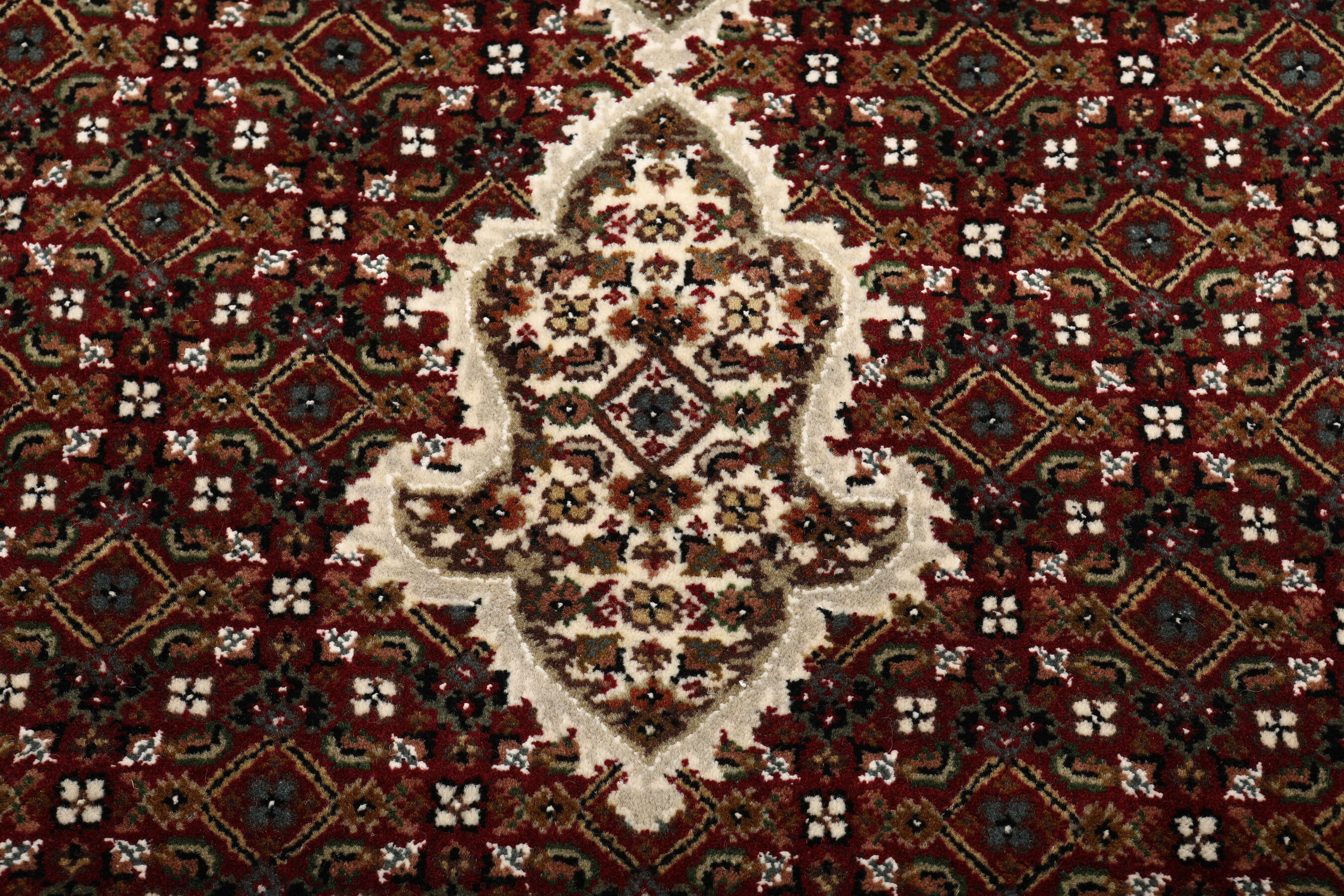 
    Tabriz Royal - Brown - 198 x 304 cm
  