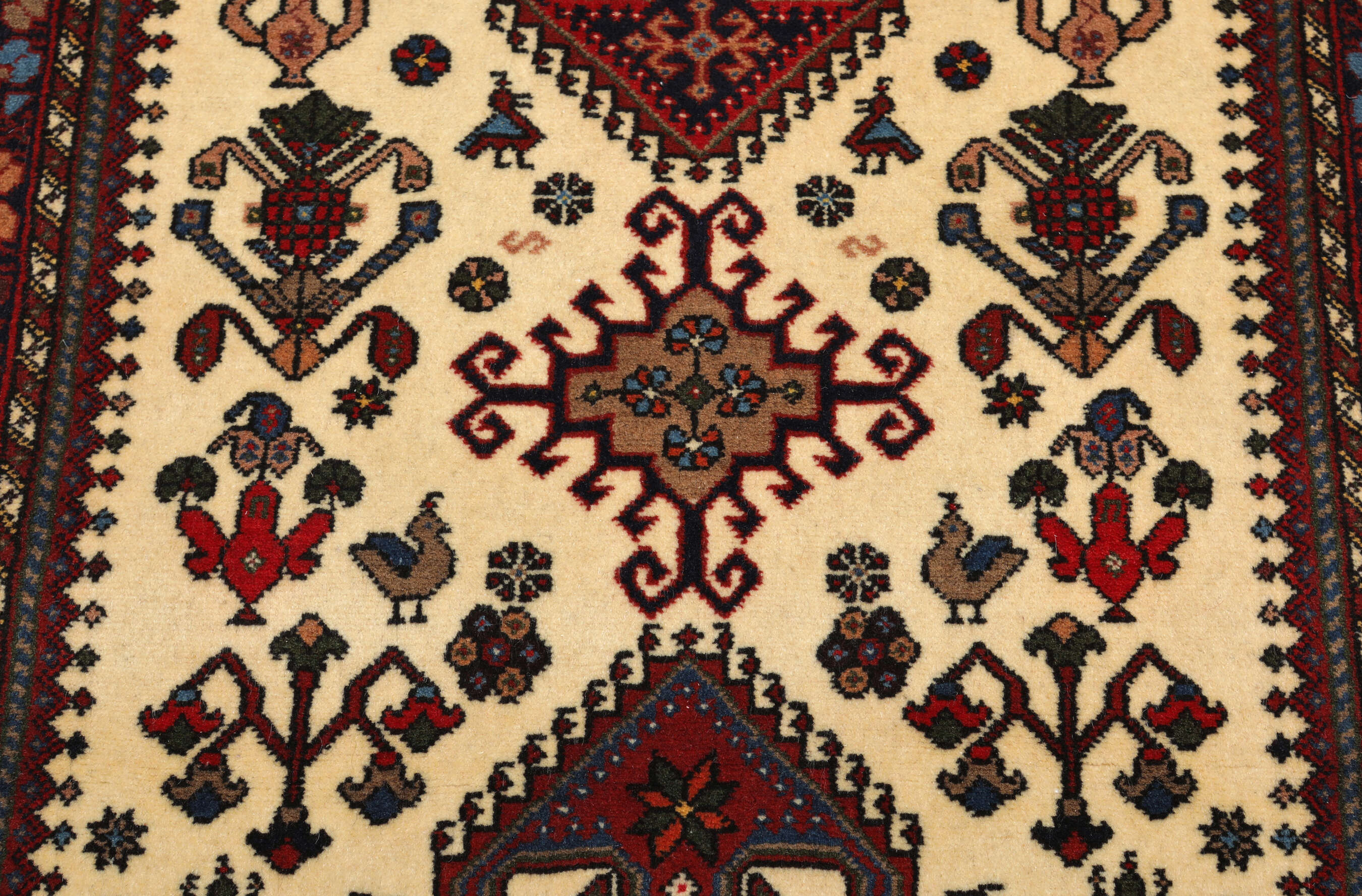 
    Abadeh Fine - Dark red - 81 x 305 cm
  