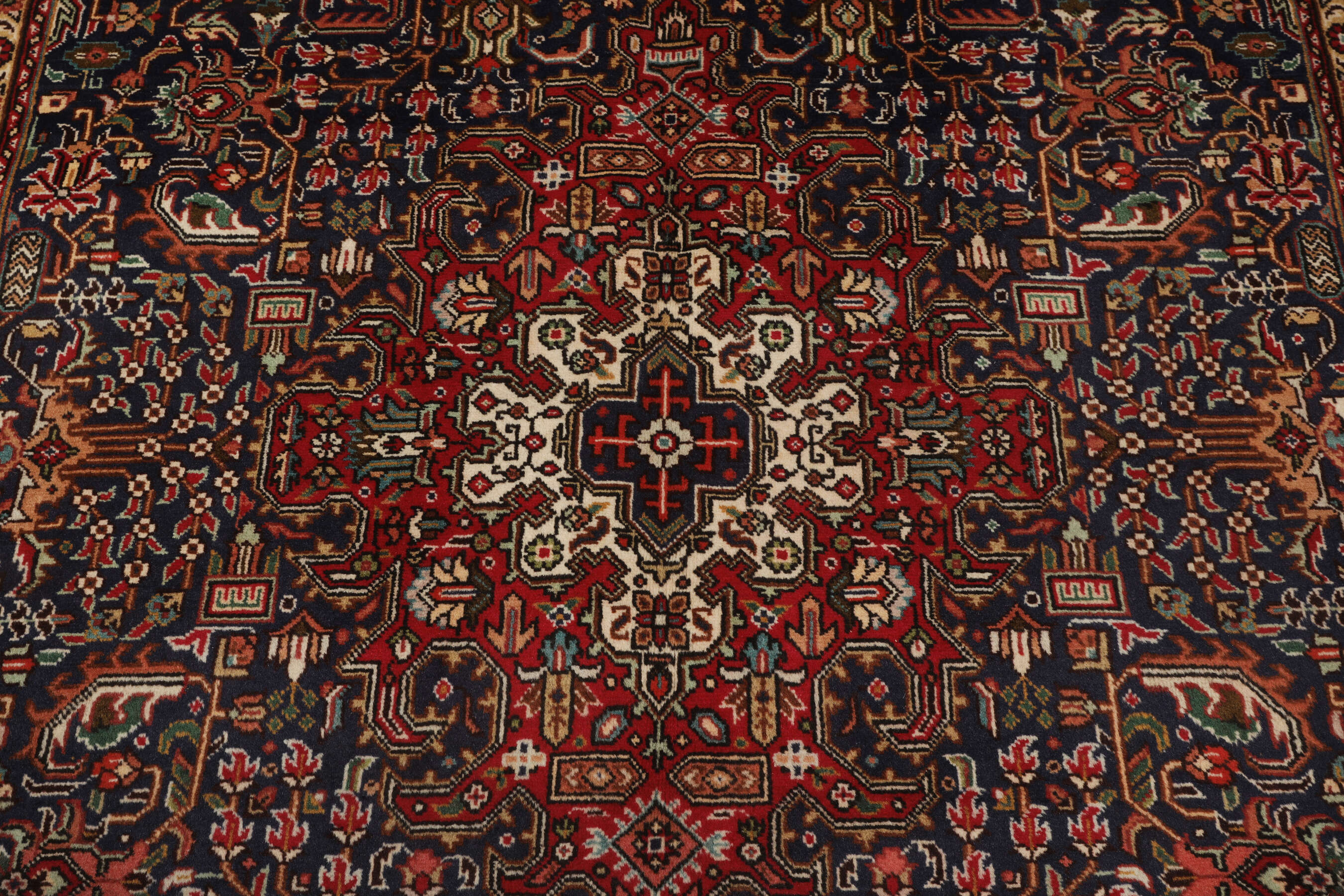 
    Tabriz - Black - 196 x 297 cm
  