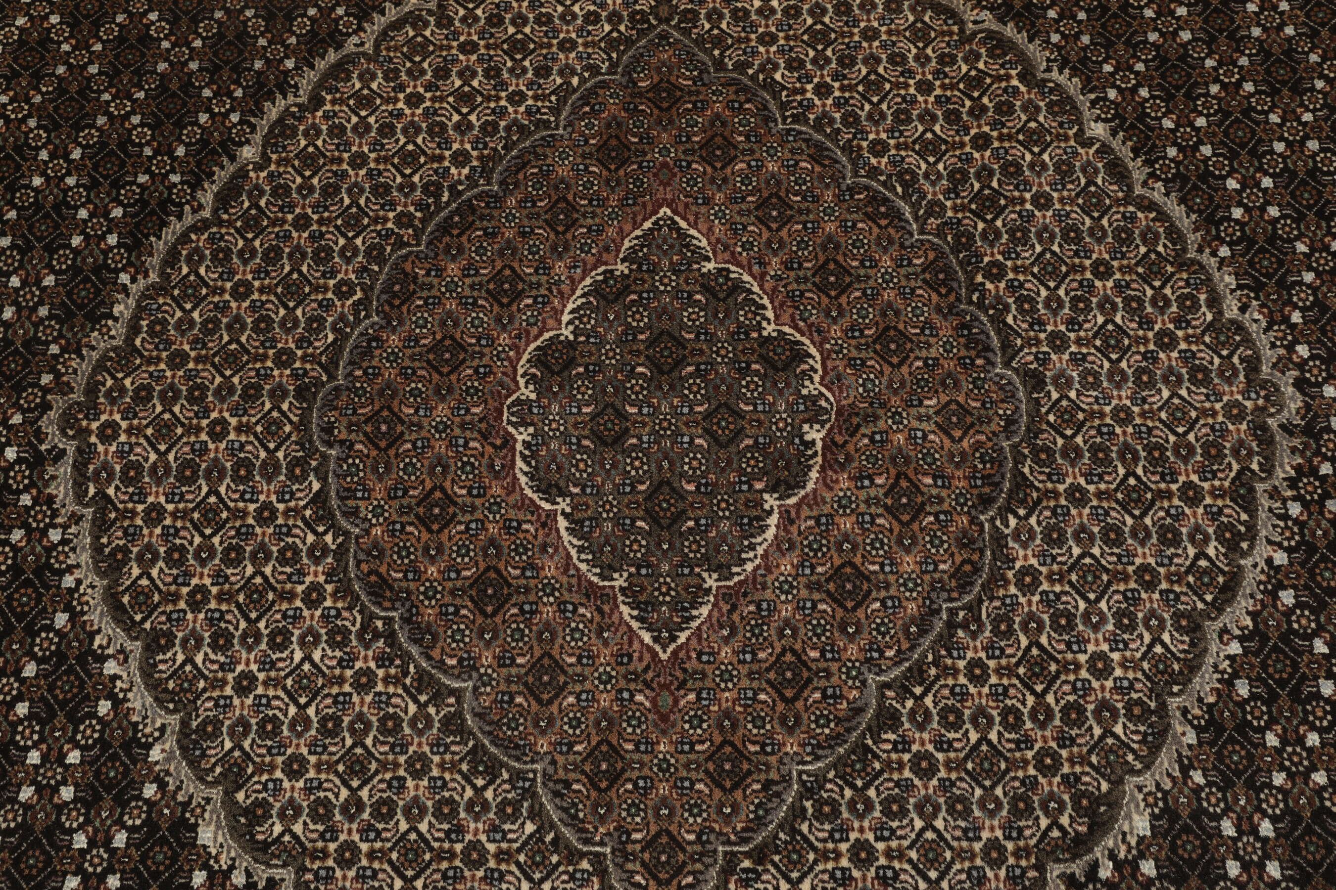 
    Tabriz 40 Raj - Black - 248 x 345 cm
  