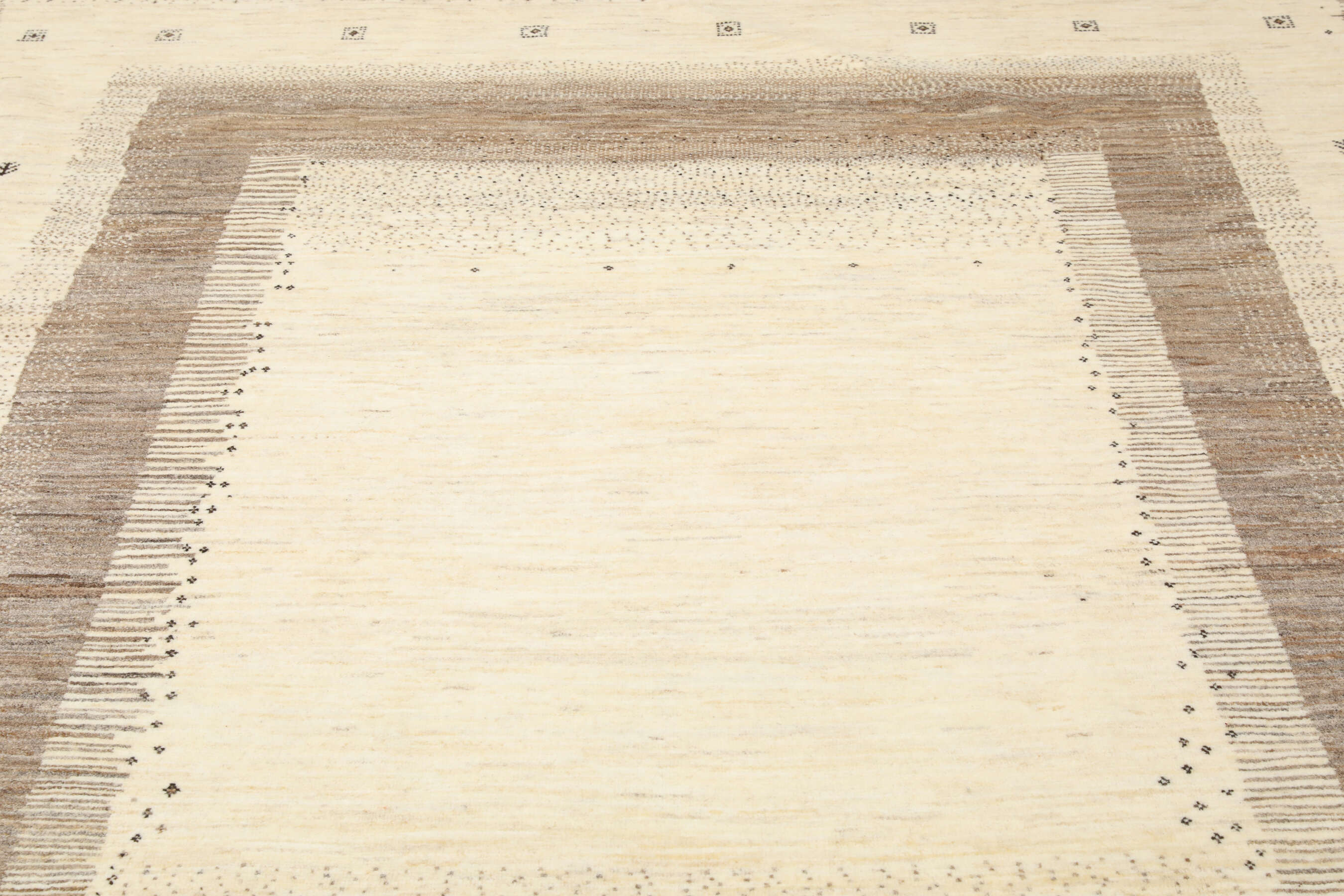 
    Loribaft Fine Persia - Brown - 260 x 343 cm
  