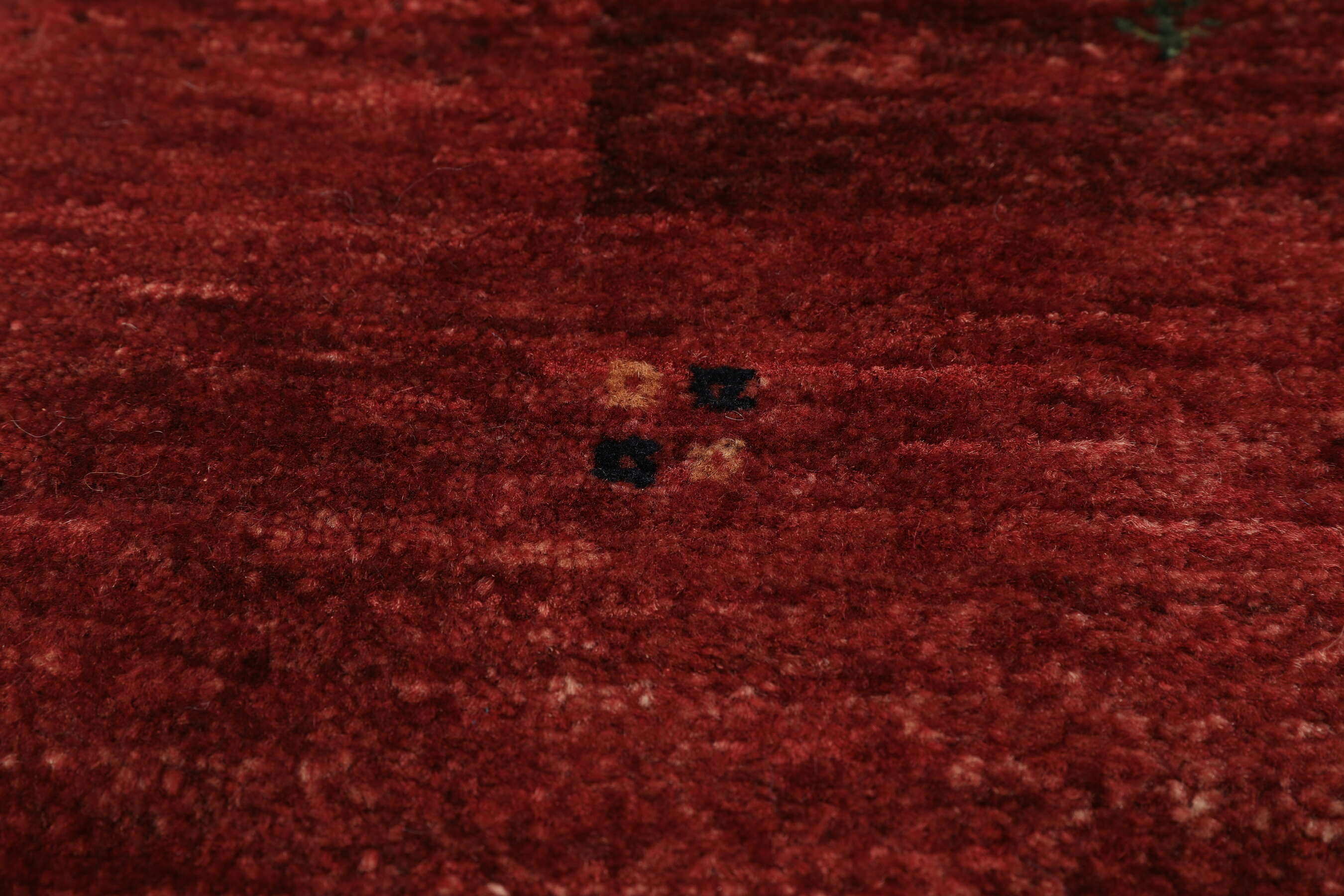 
    Loribaft Fine Persia - Dark red - 80 x 113 cm
  