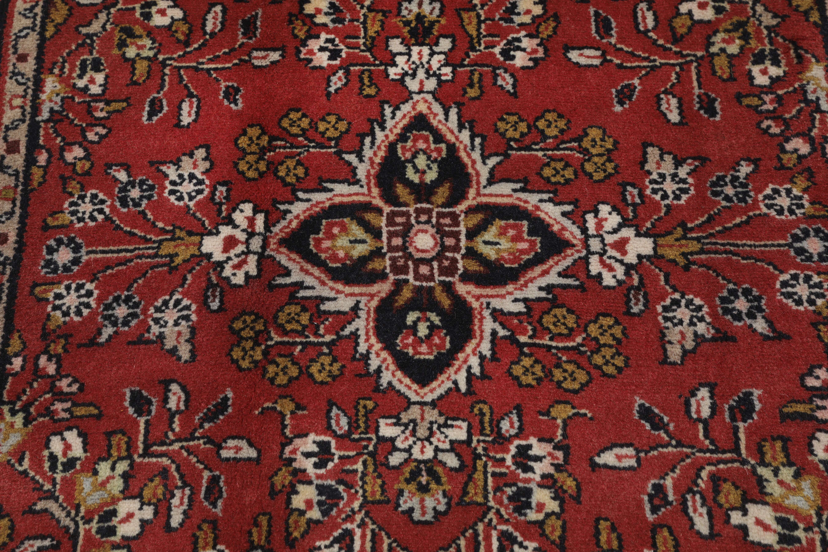 
    Mehraban - Dark red - 80 x 272 cm
  