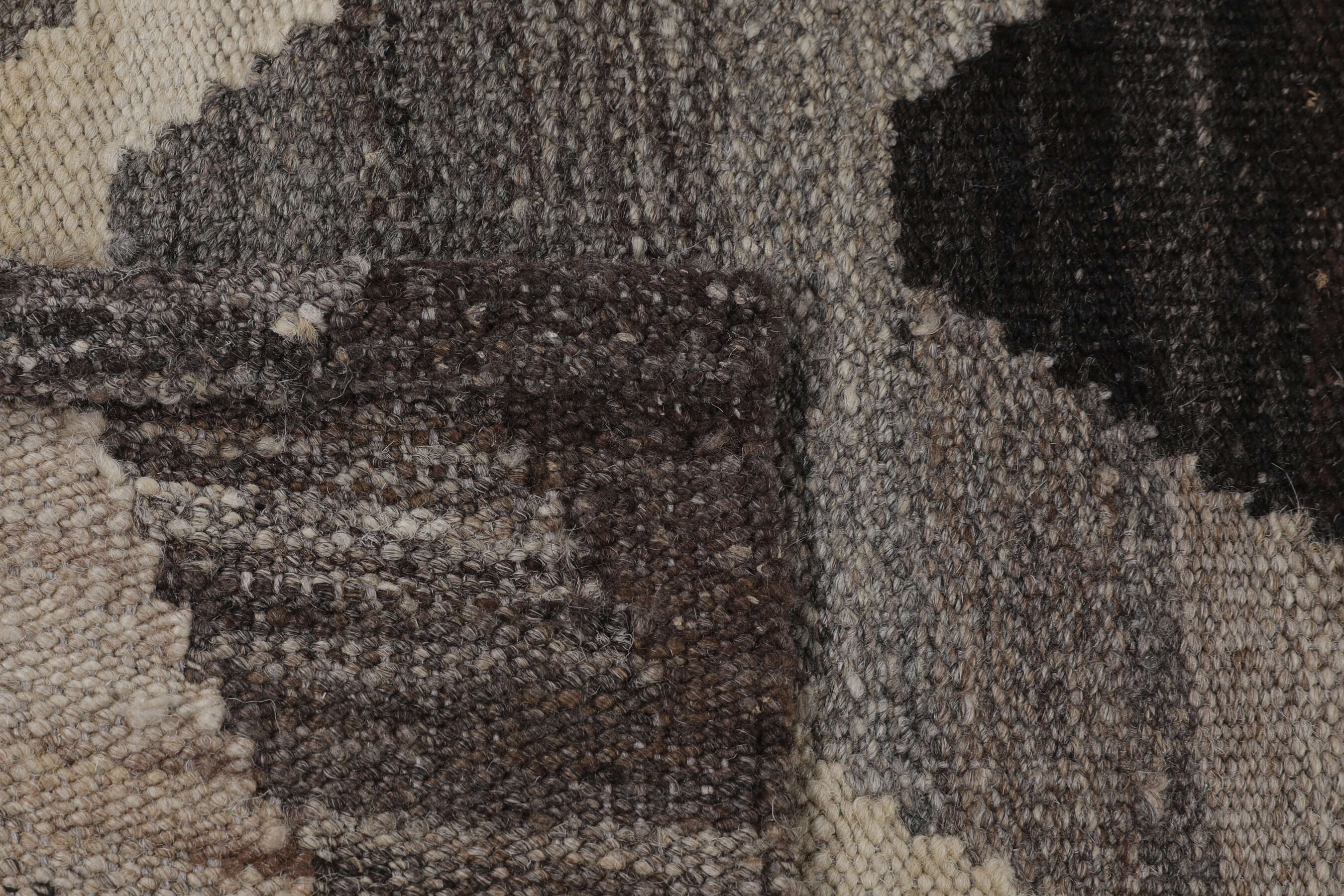 
    Kilim Ariana - Brown - 159 x 194 cm
  