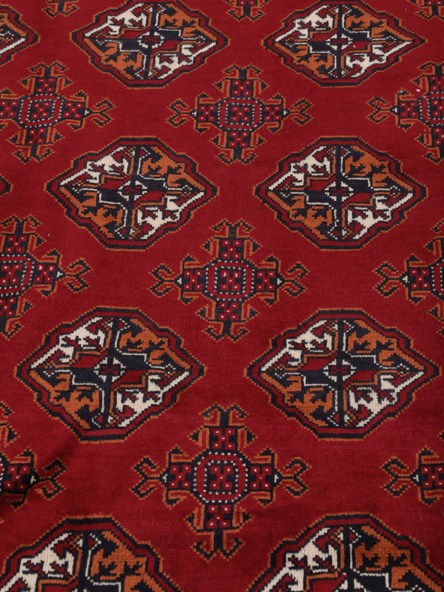 
    Turkaman - Dark red - 203 x 290 cm
  