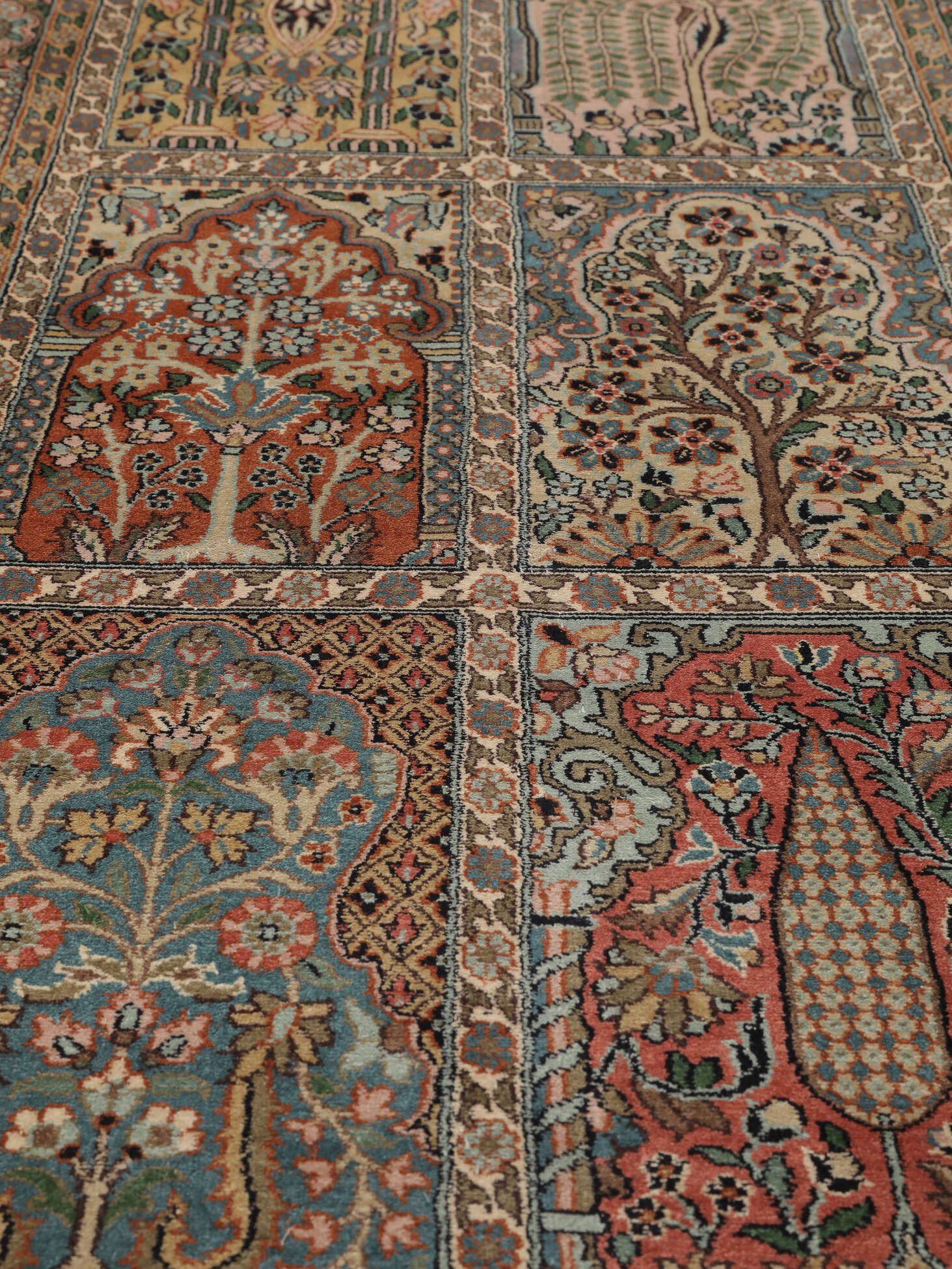 
    Kashmir pure silk - Brown - 90 x 170 cm
  