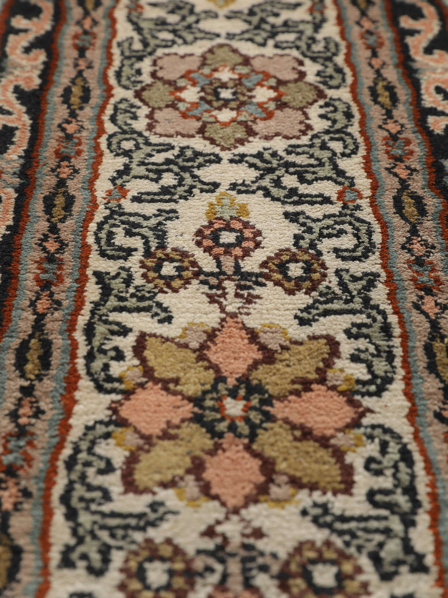 
    Kashmir pure silk - Brown - 92 x 158 cm
  