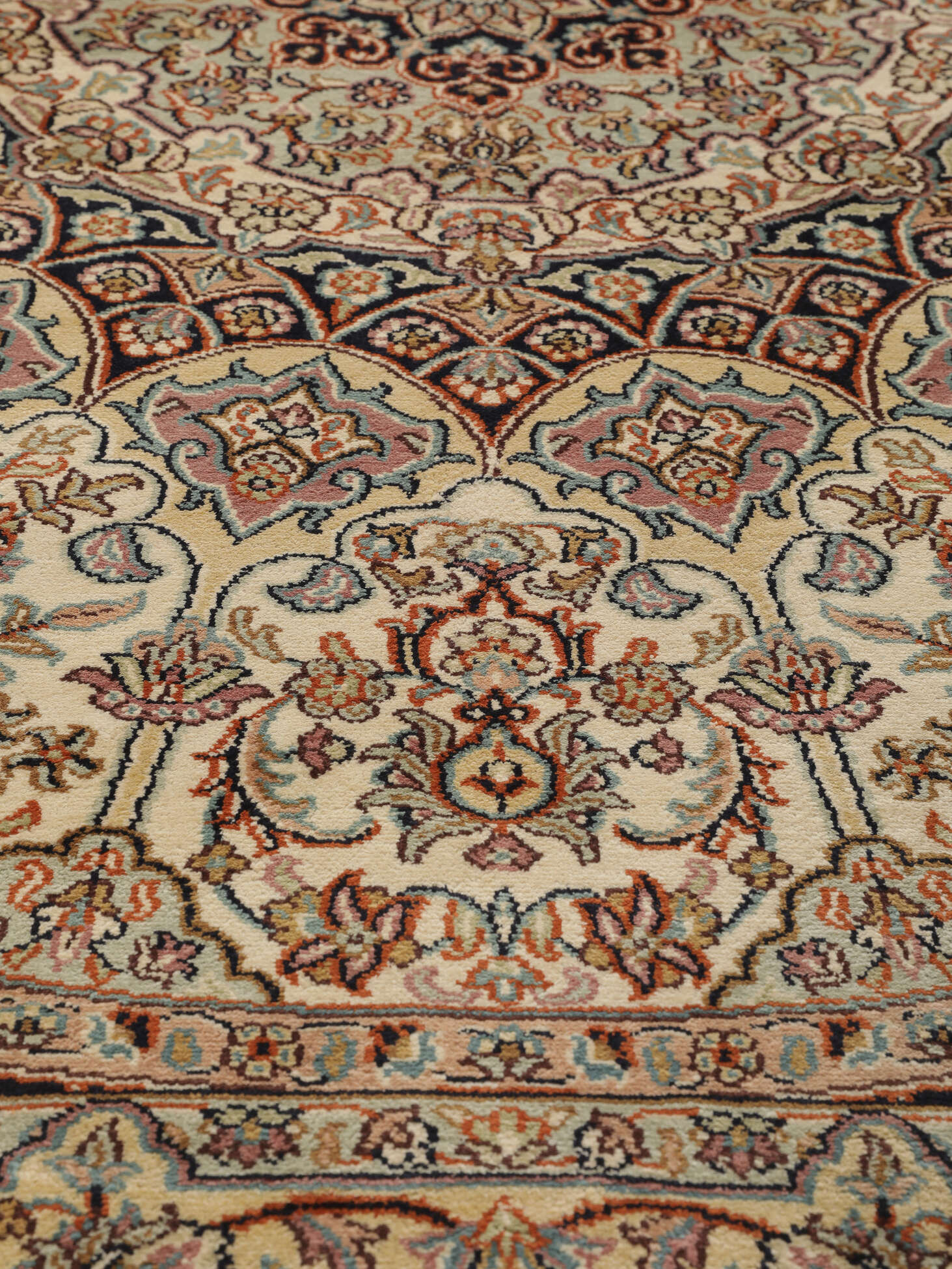 
    Kashmir pure silk - Brown - 99 x 162 cm
  