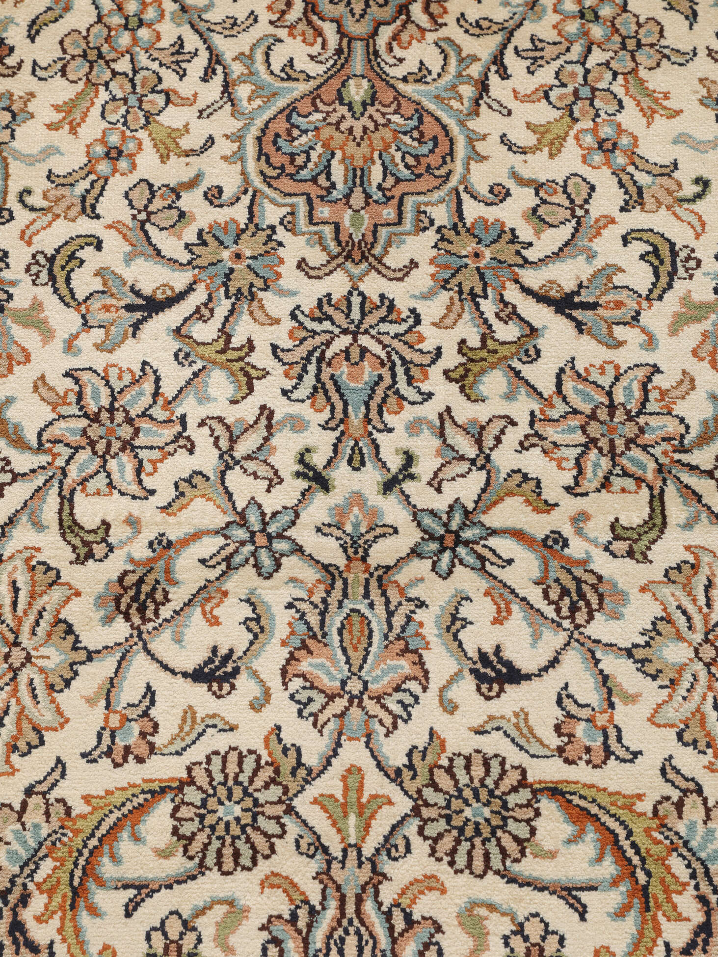 
    Kashmir pure silk - Brown - 170 x 244 cm
  