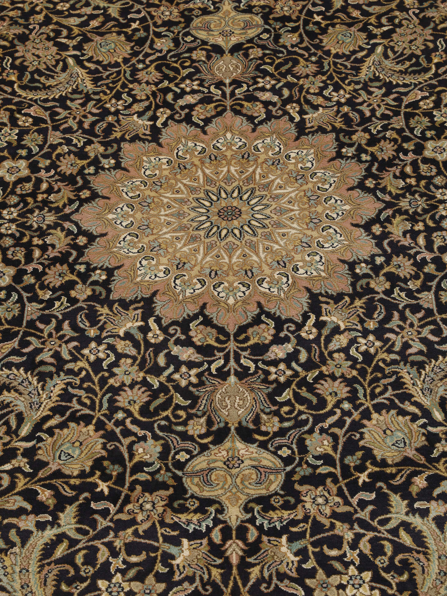 
    Kashmir pure silk - Brown - 186 x 275 cm
  