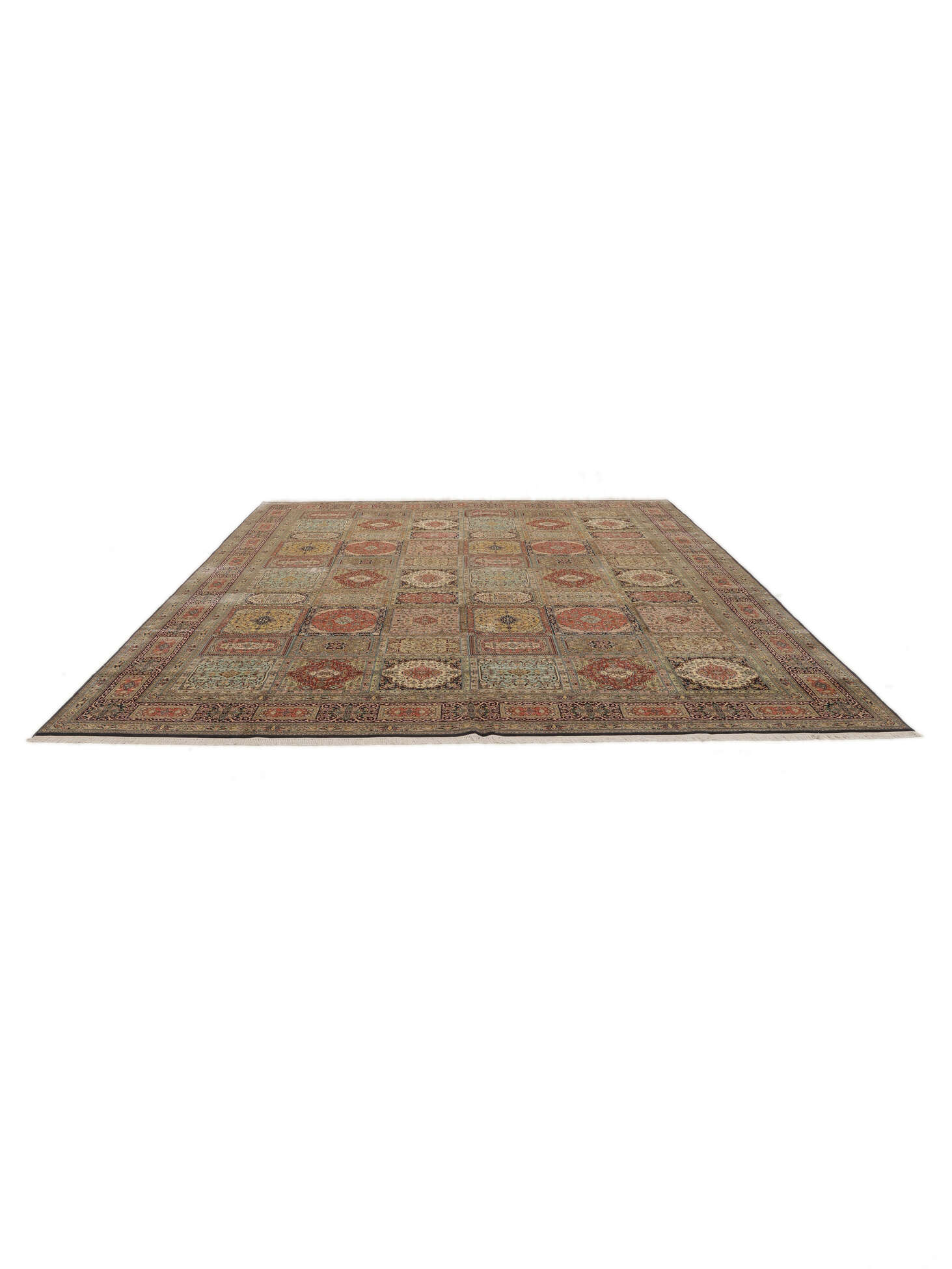 
    Kashmir pure silk - Brown - 304 x 423 cm
  