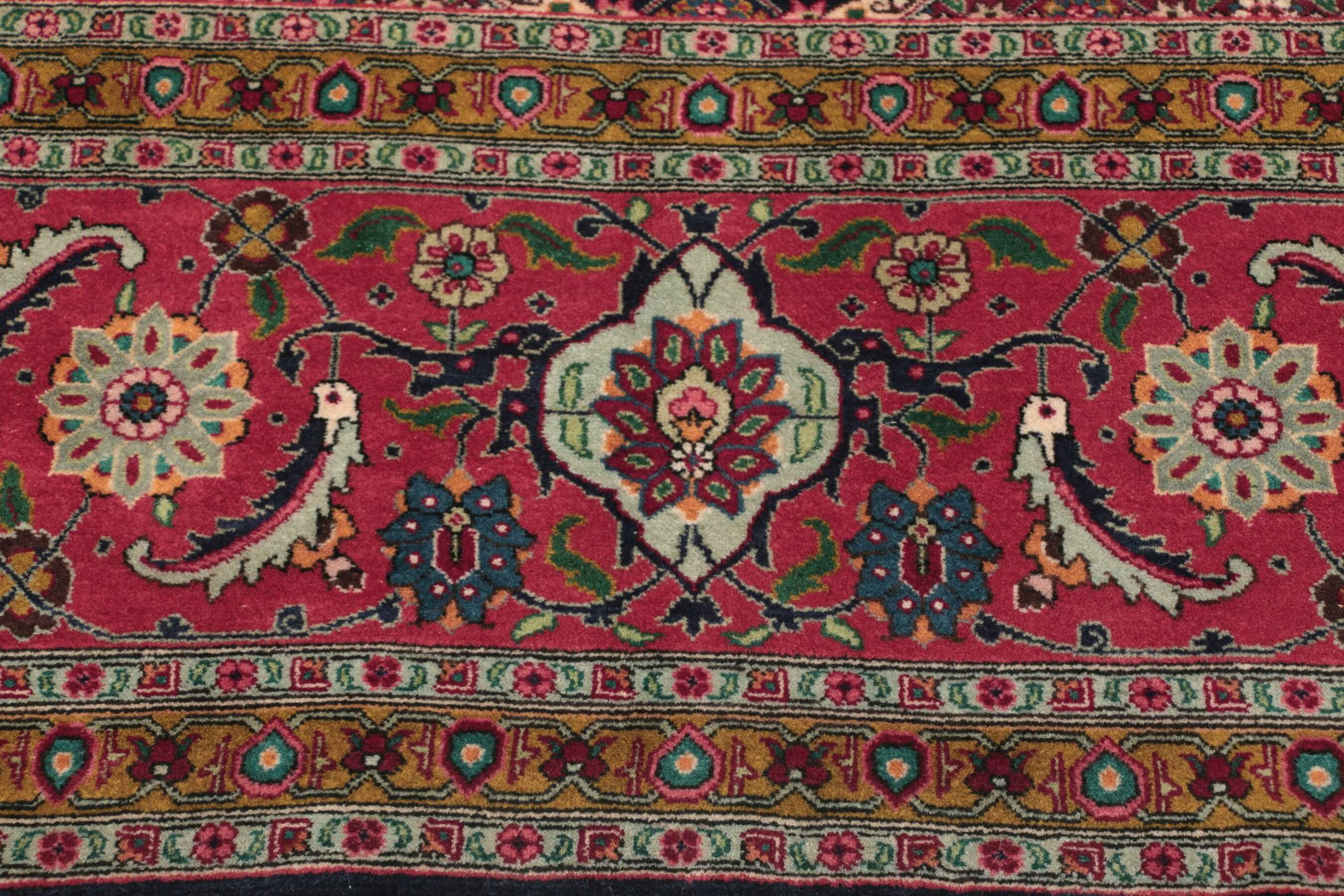 
    Tabriz 40 Raj - Brown - 295 x 390 cm
  