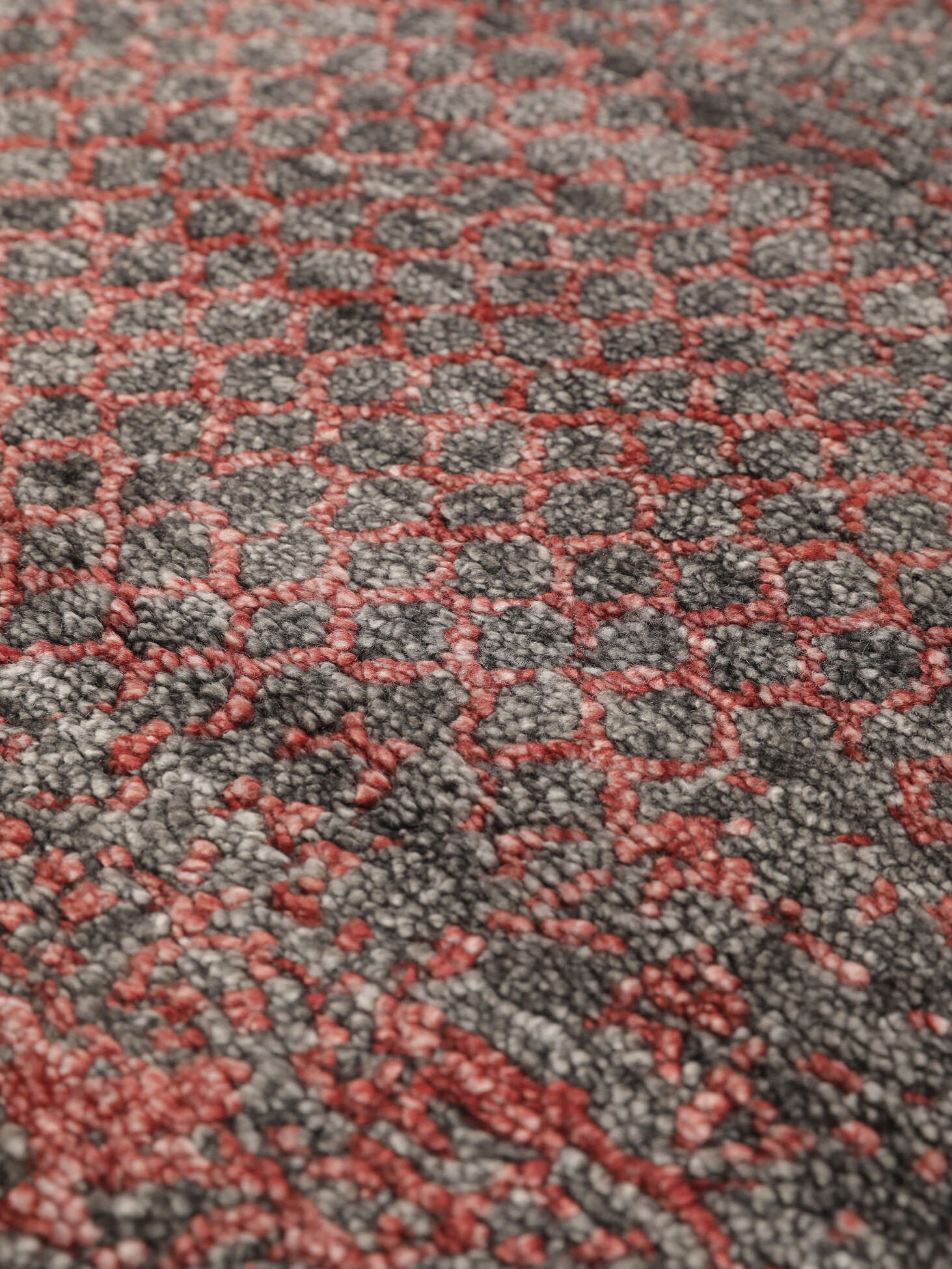 
    Wool/Bambusilk Loom - Indo - Dark red - 173 x 230 cm
  