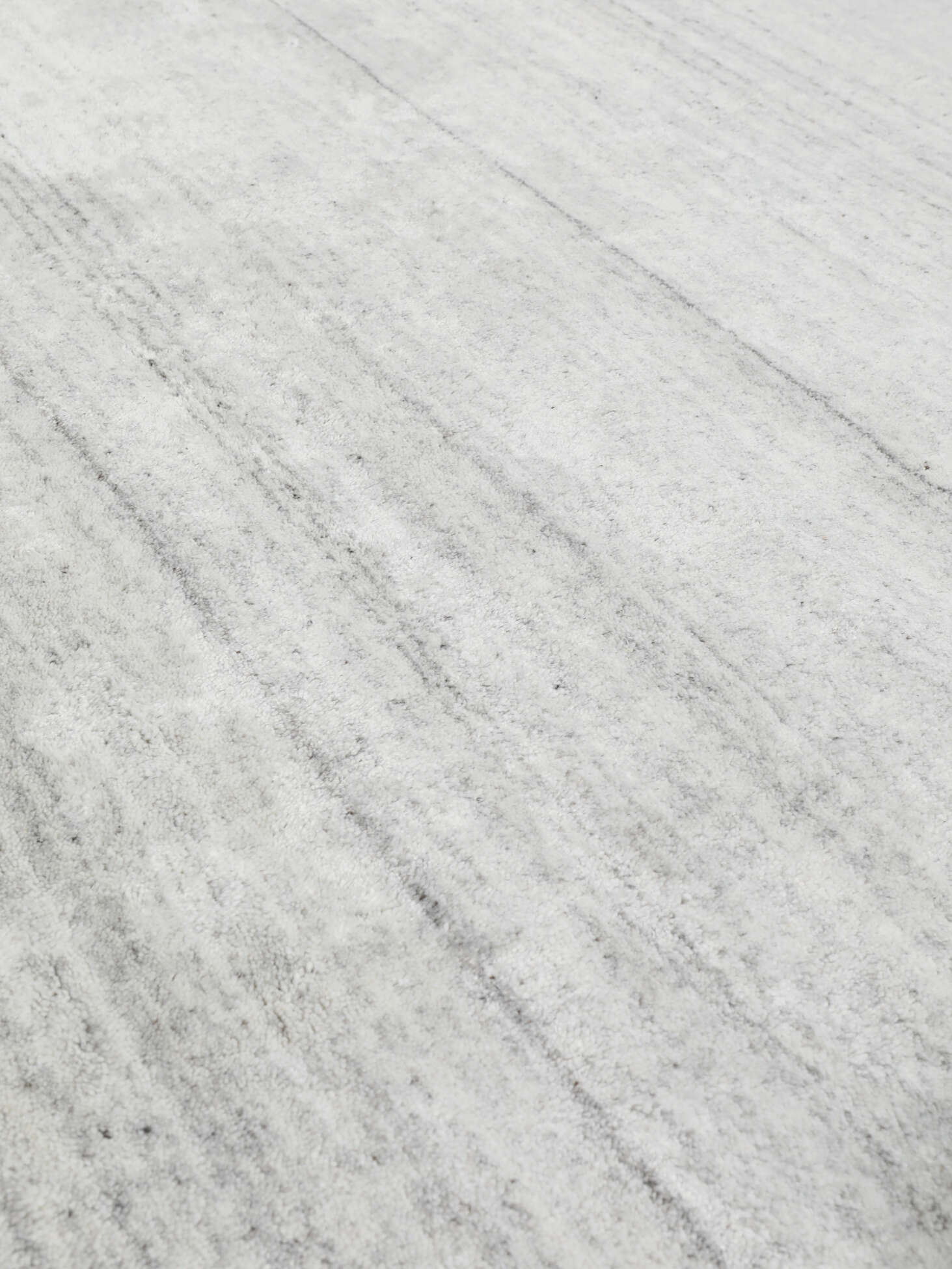 
    Eleganza - Natural white - 160 x 230 cm
  