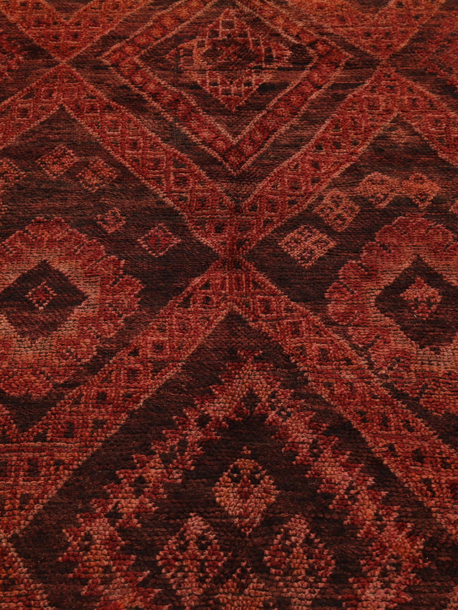 
    Berber Moroccan - Mid Atlas Vintage - Dark red - 191 x 362 cm
  