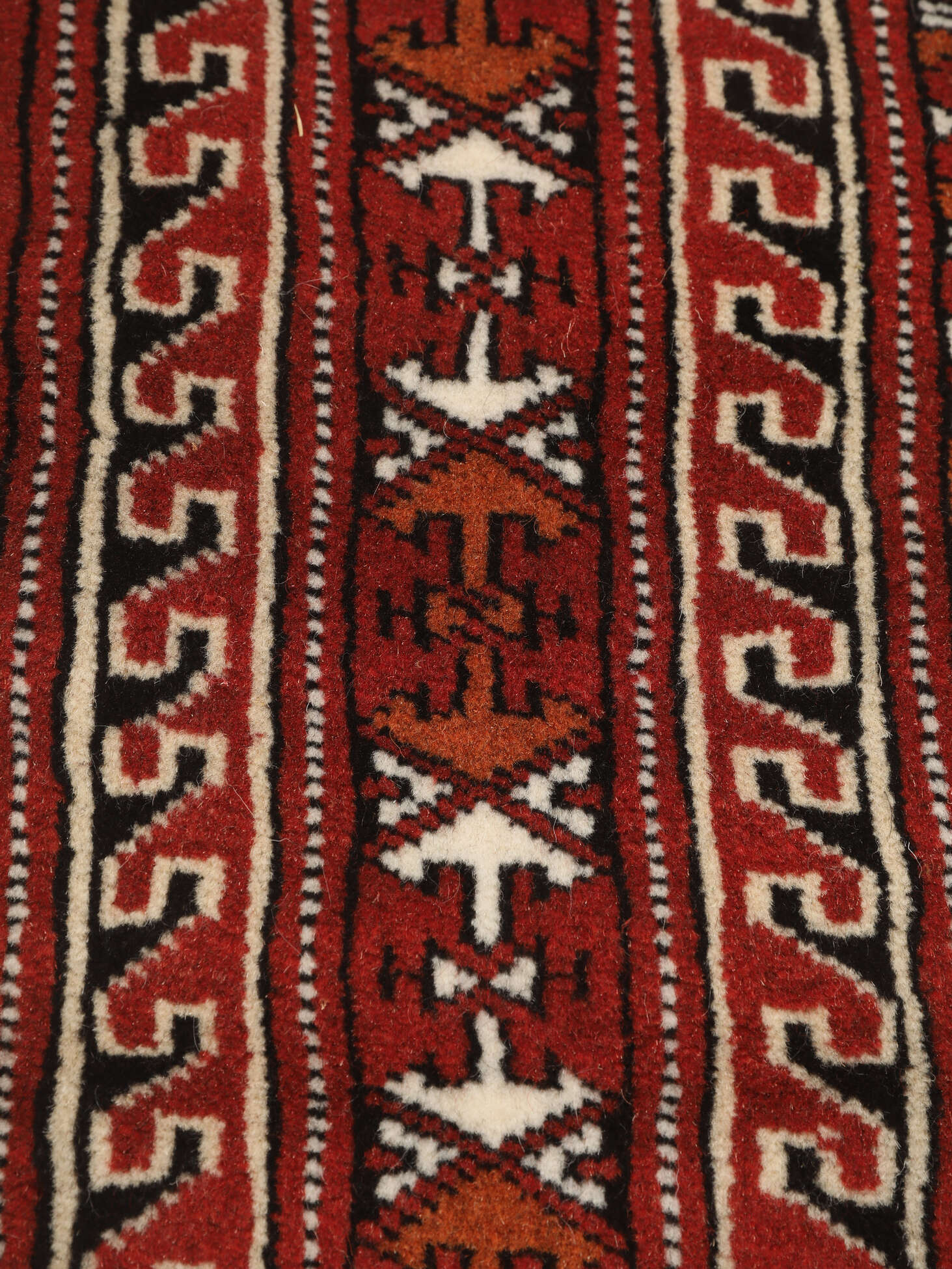 
    Turkaman - Dark red - 82 x 198 cm
  