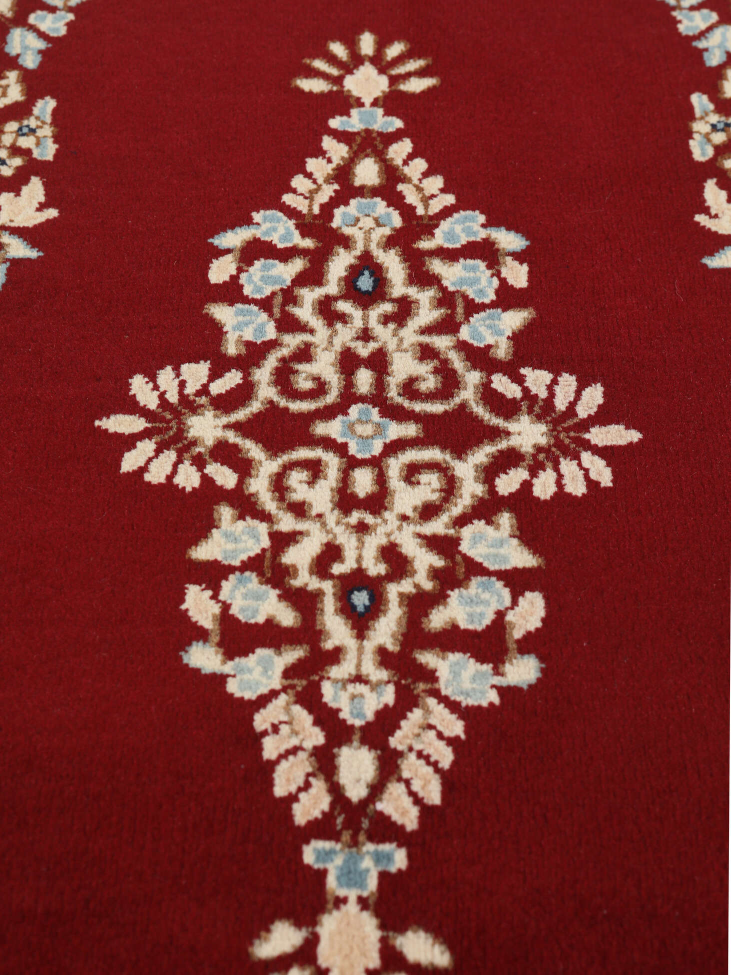 
    Kerman - Dark red - 60 x 121 cm
  