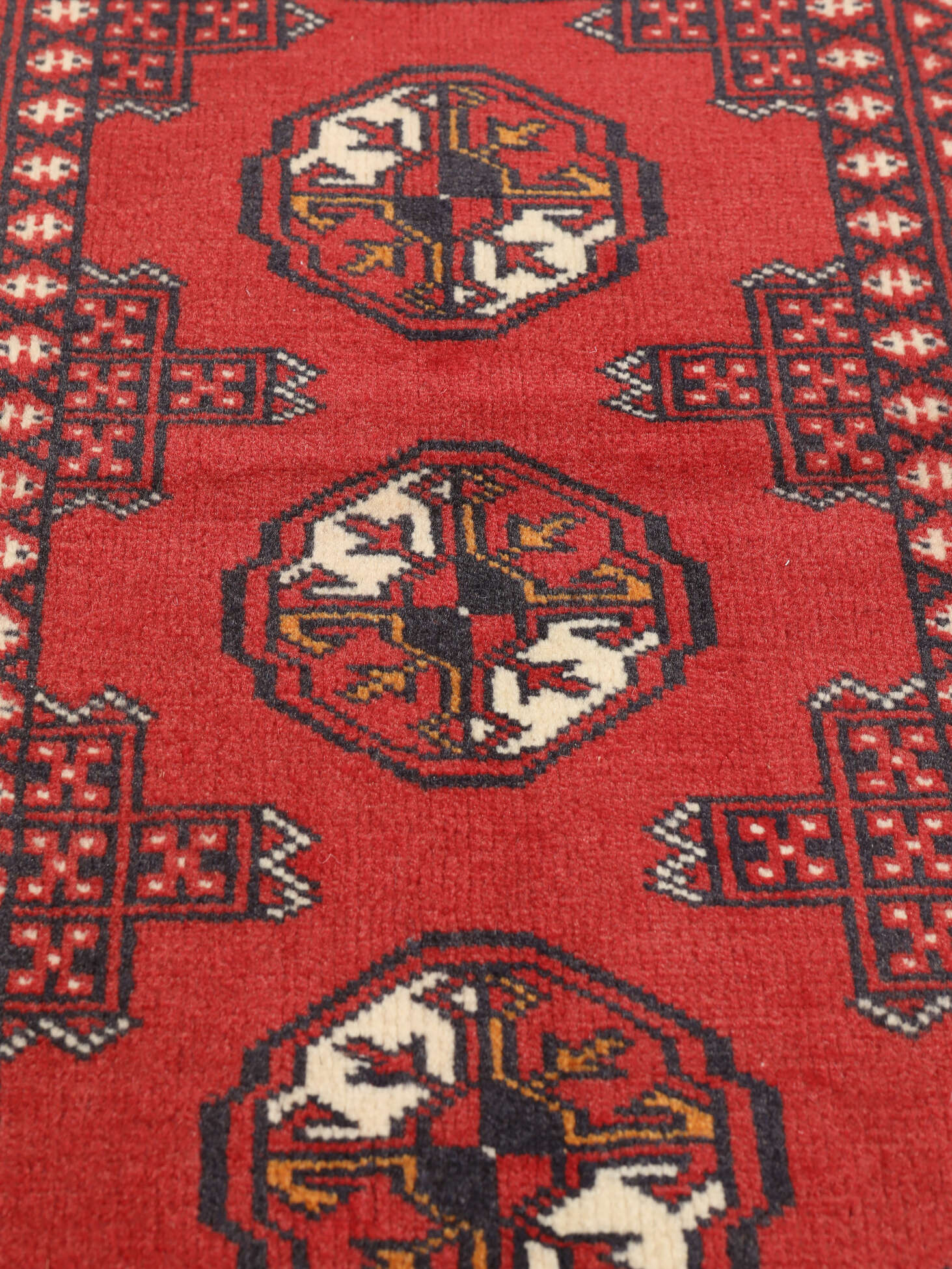 
    Turkaman - Dark red - 61 x 84 cm
  