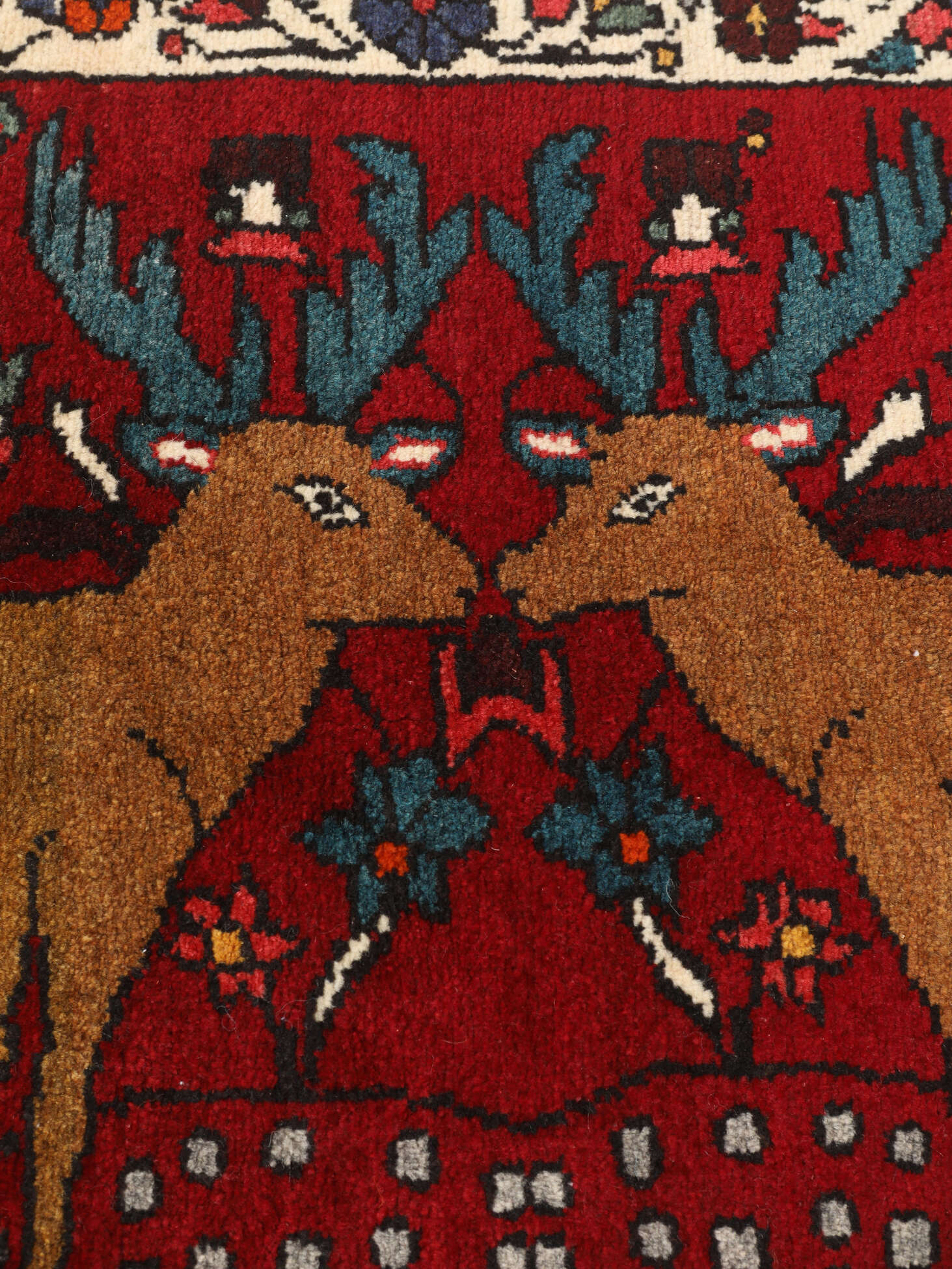 
    Asadabad - Dark red - 65 x 91 cm
  