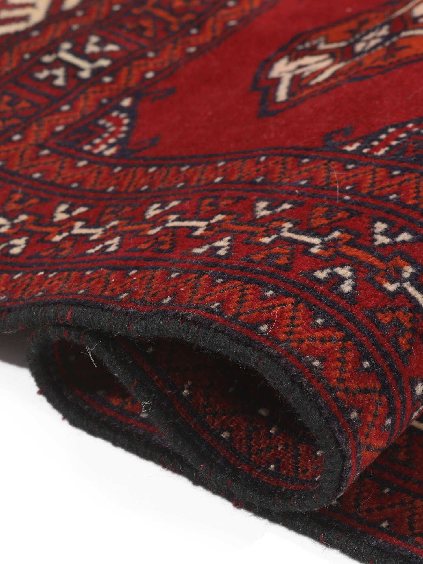 
    Turkaman - Dark red - 60 x 88 cm
  