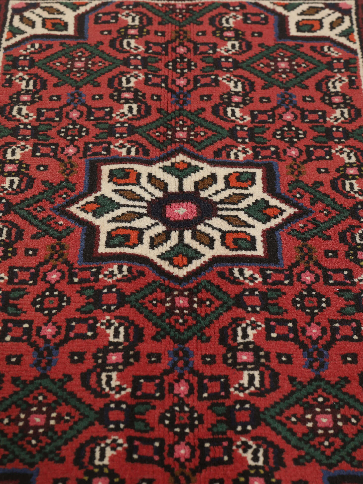 
    Hosseinabad - Black - 60 x 95 cm
  