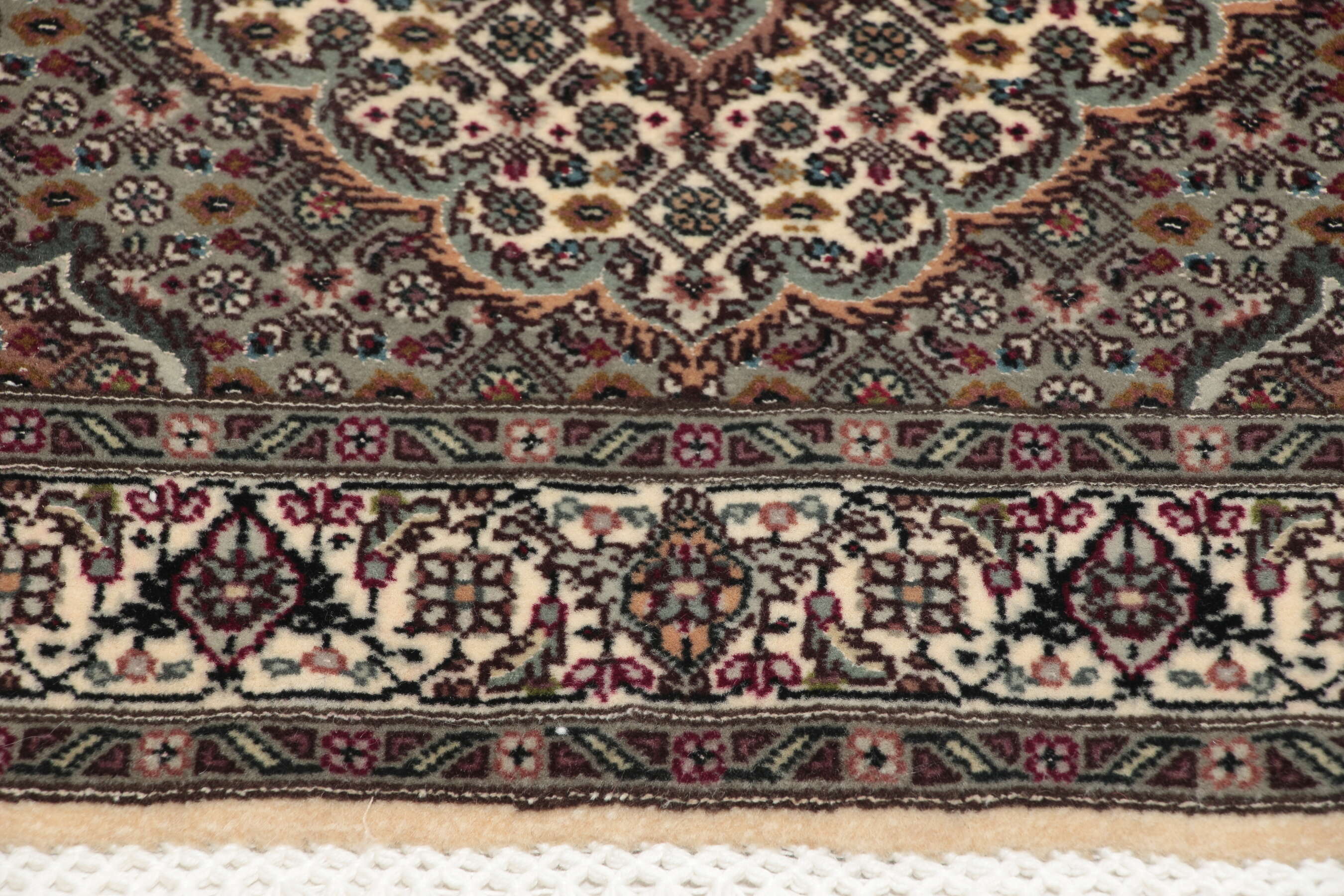 
    Tabriz 50 Raj with silk - Black - 62 x 95 cm
  
