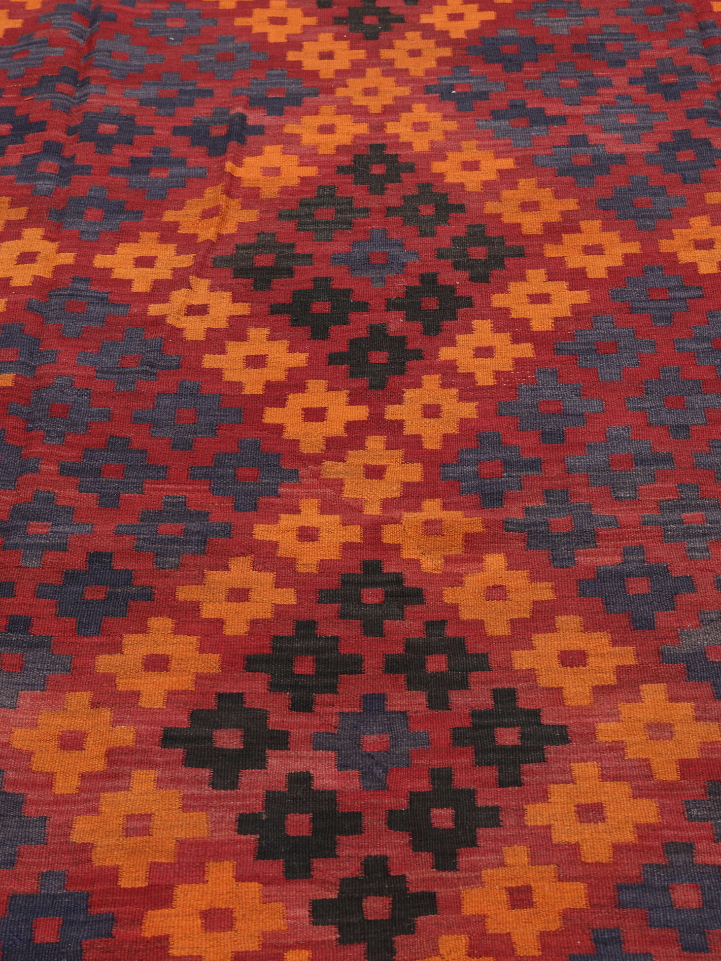 
    Kilim Maimane - Dark red - 245 x 393 cm
  