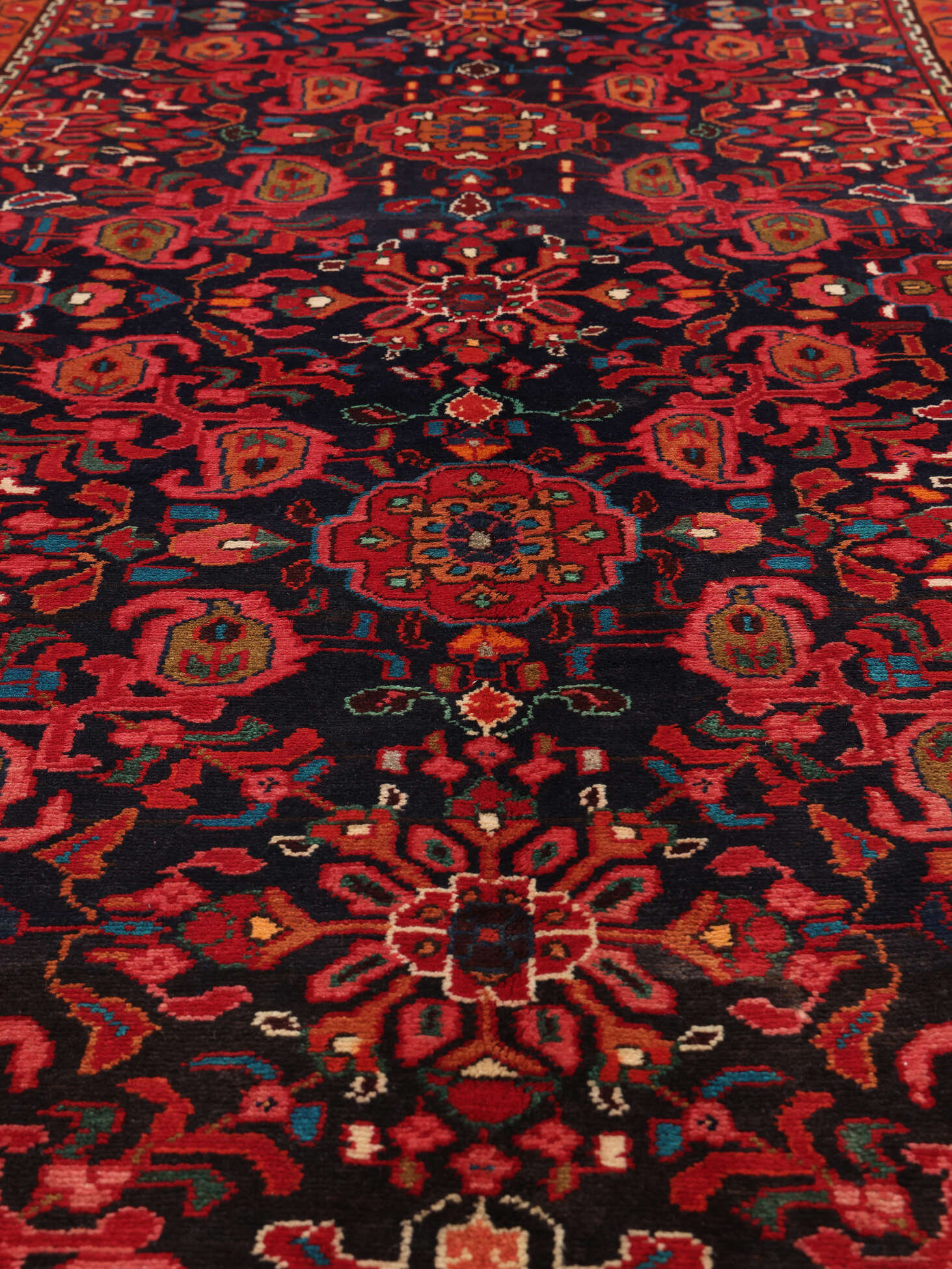 
    Nanadj - Dark red - 155 x 310 cm
  