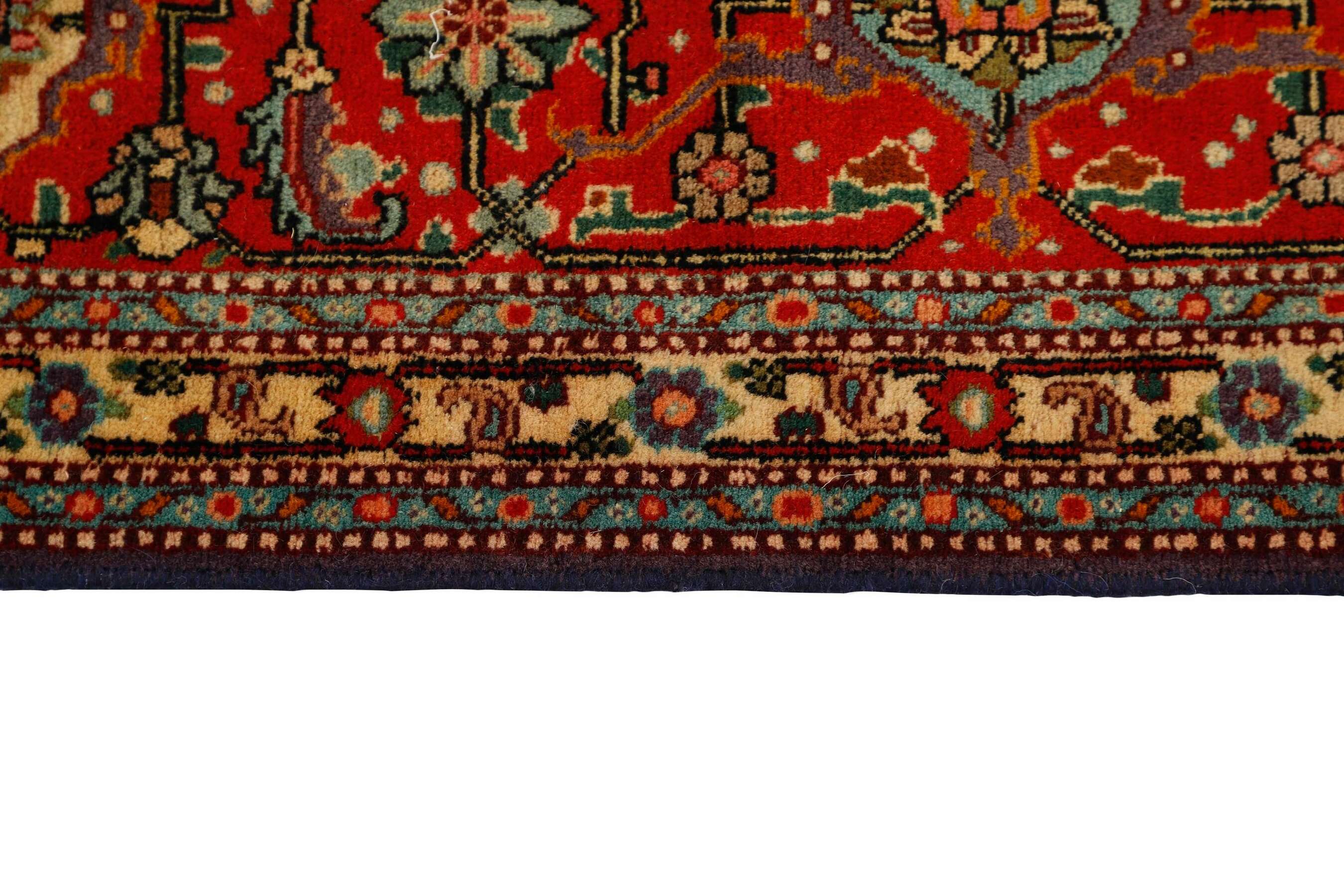 
    Tabriz 40 Mahi - Dark red - 198 x 293 cm
  