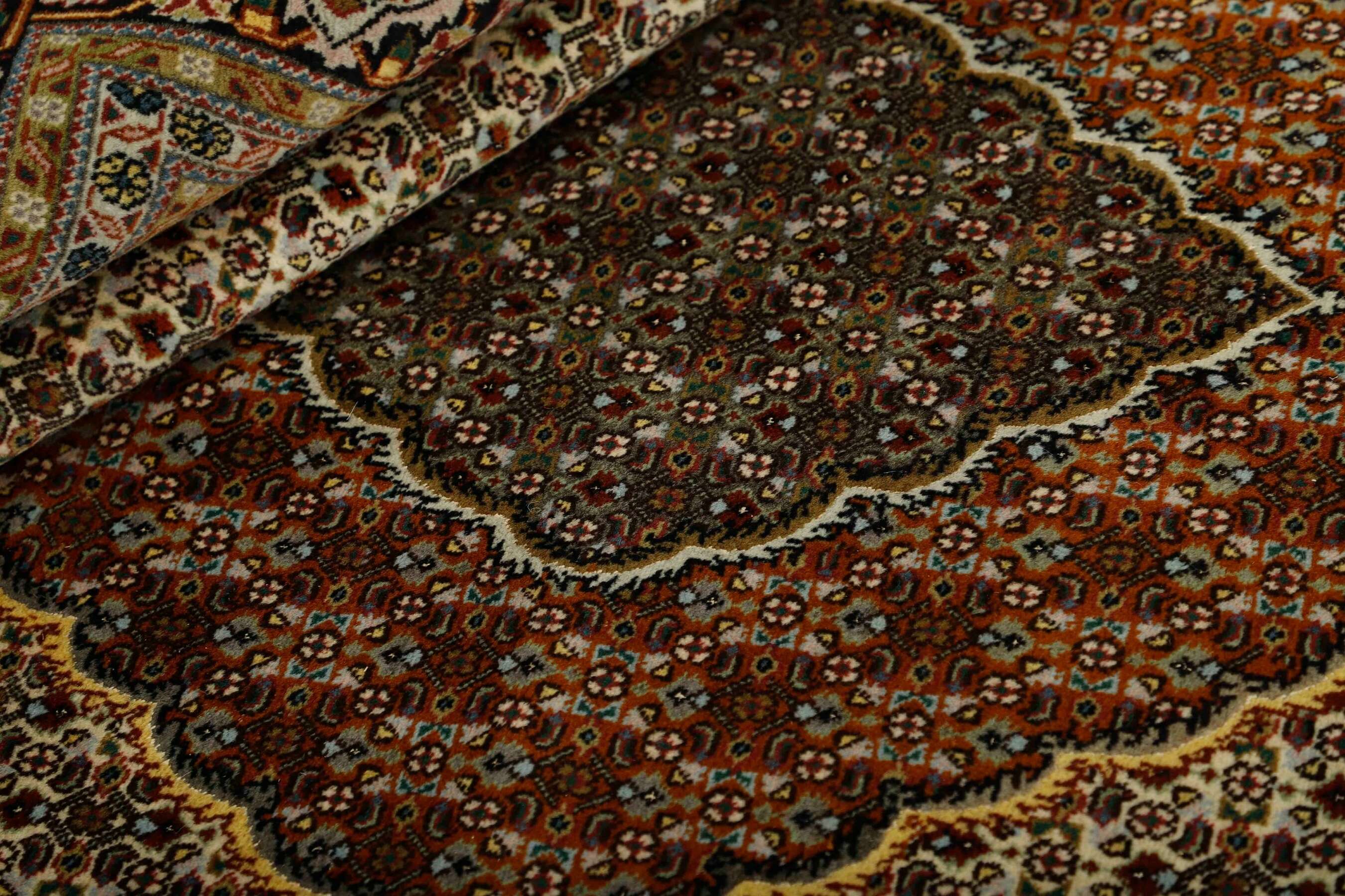 
    Tabriz 40 Mahi - Brown - 205 x 292 cm
  
