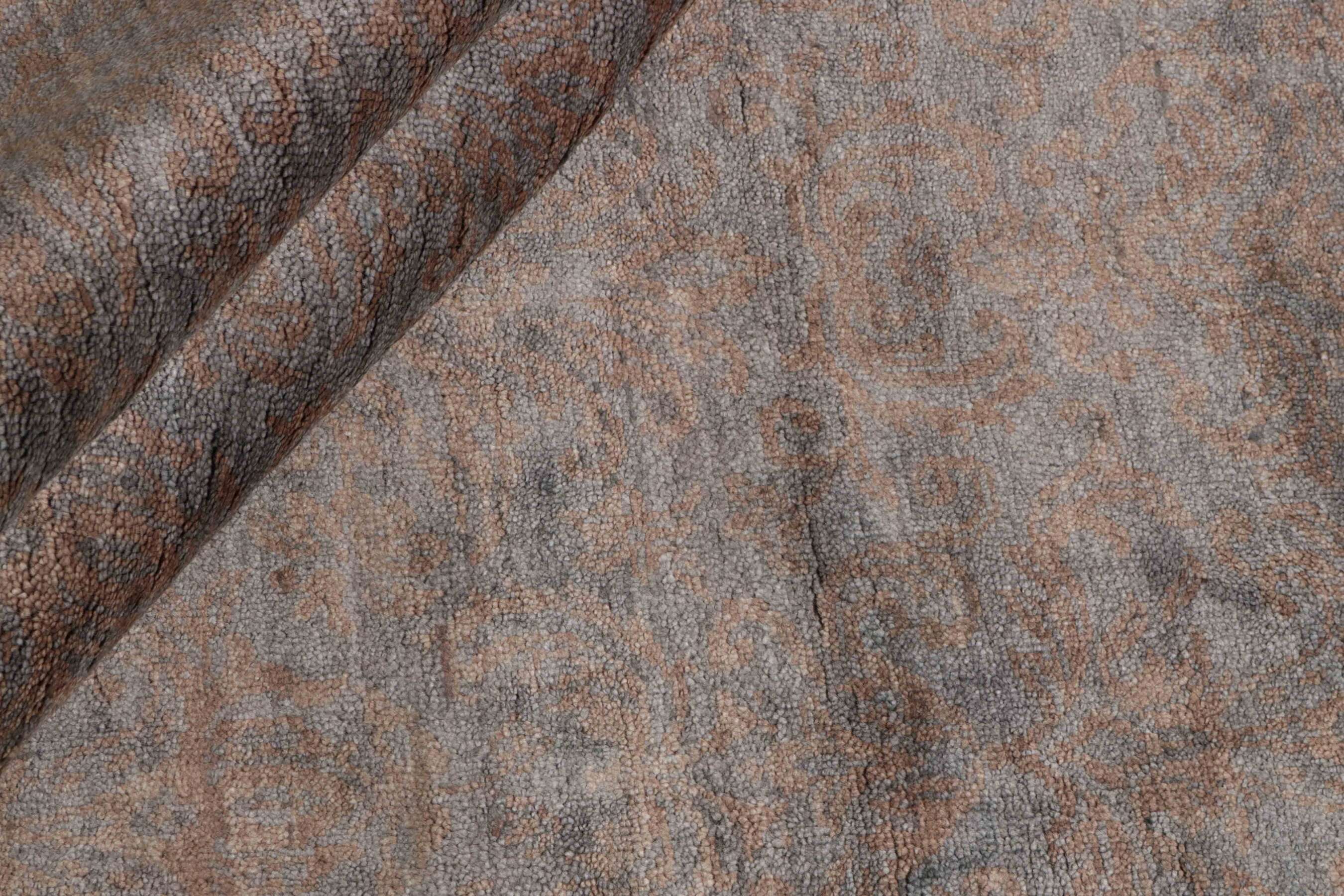 
    Damask Collection - Brown - 251 x 304 cm
  