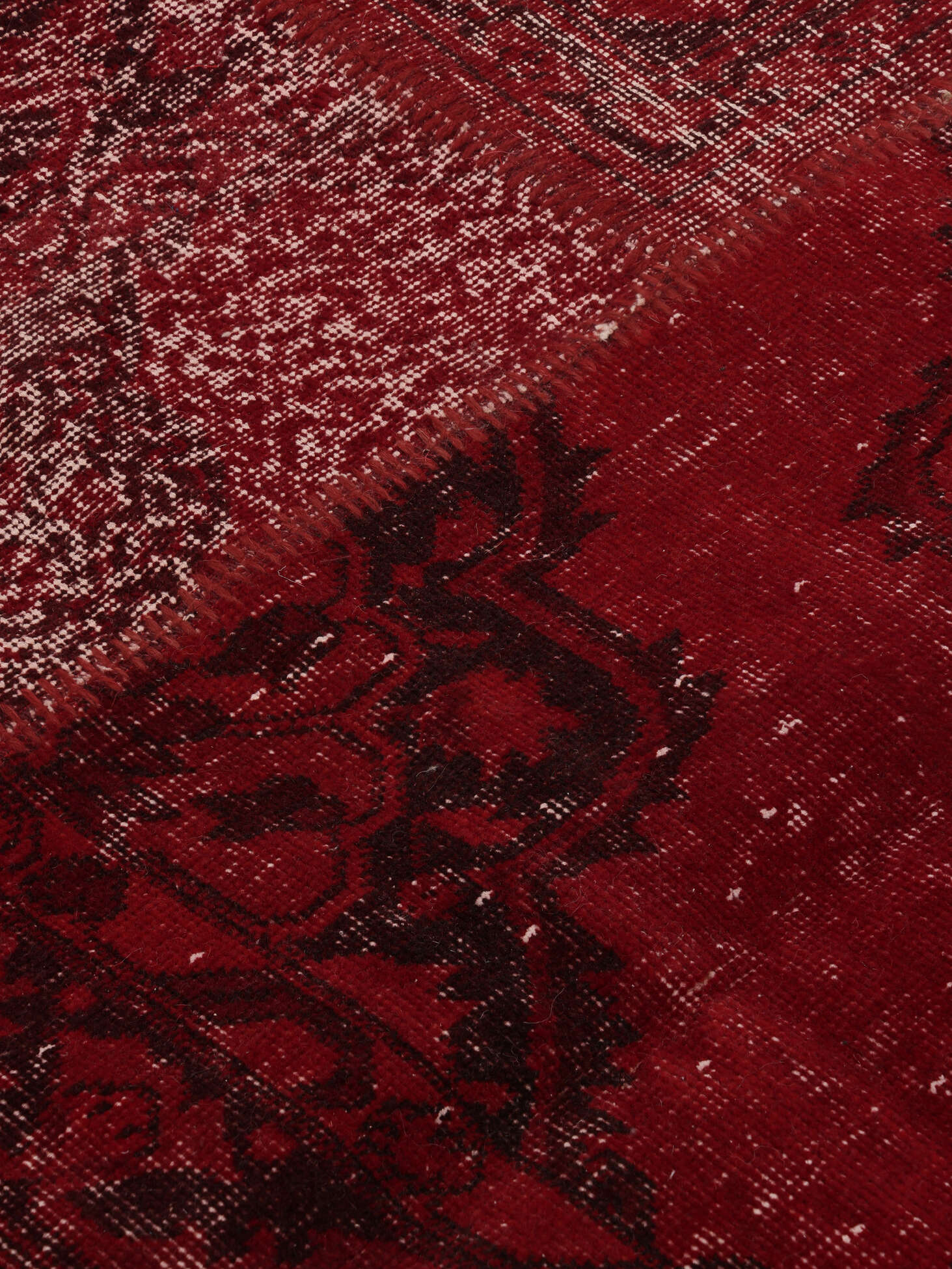 
    Patchwork - Dark red - 252 x 305 cm
  
