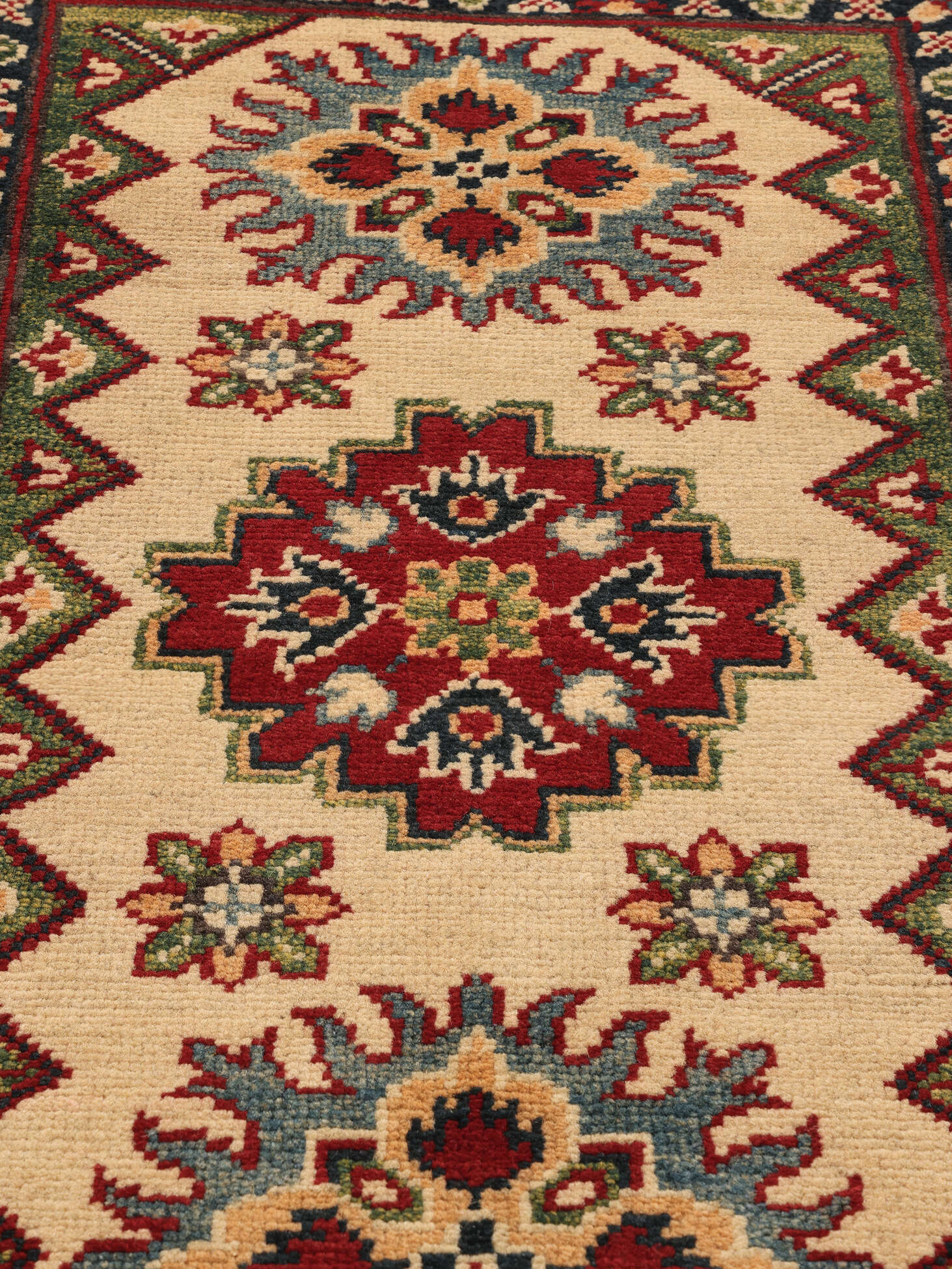
    Kazak Fine - Dark red - 83 x 127 cm
  
