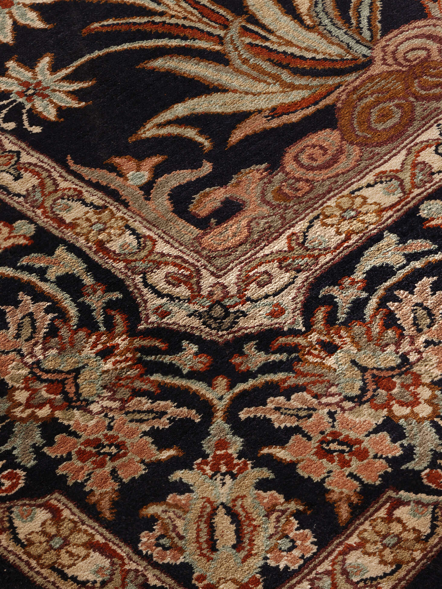 
    Kashmir pure silk 24 / 24 Quality - Brown - 96 x 155 cm
  