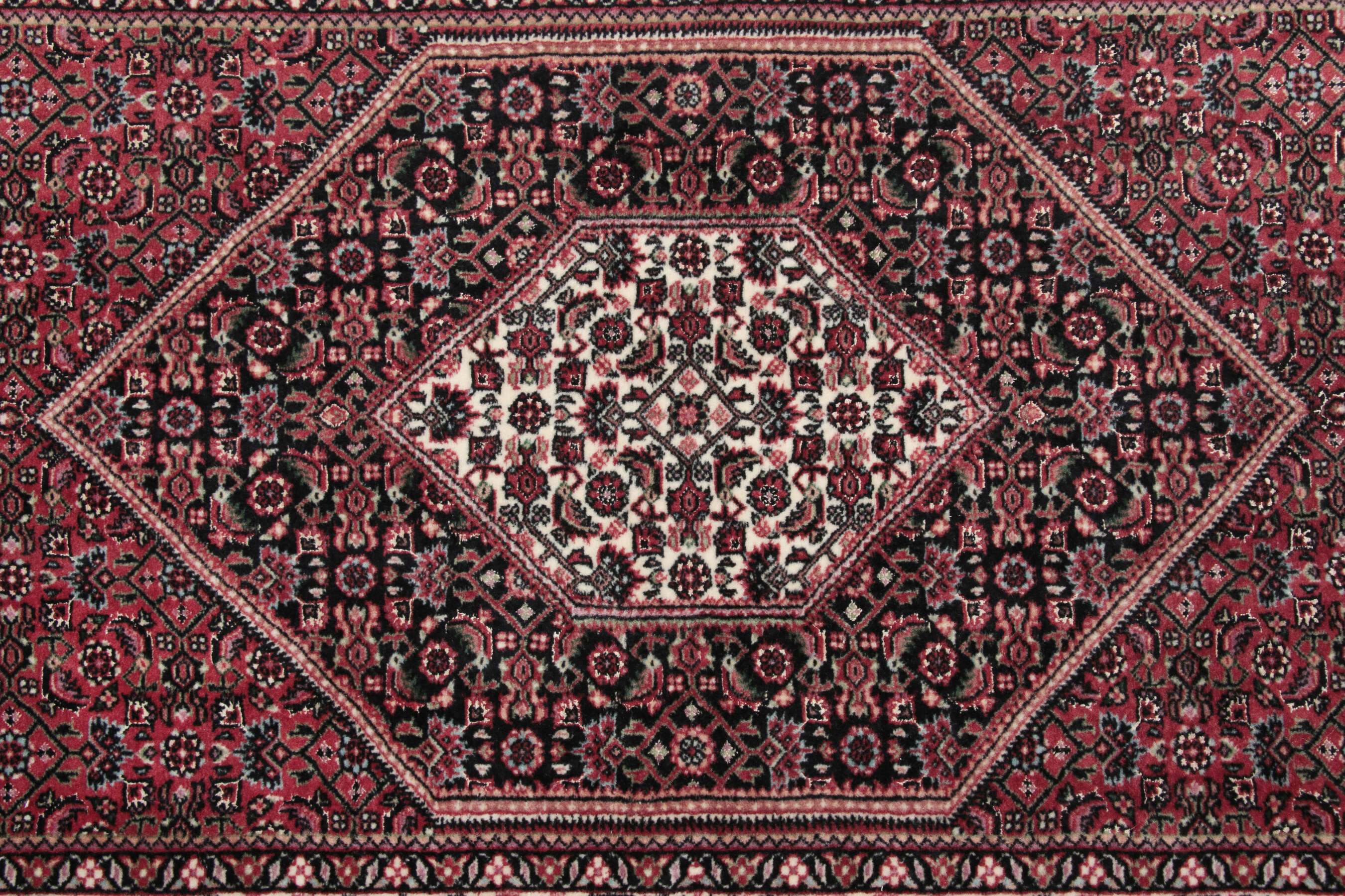 
    Bidjar - Dark red - 85 x 285 cm
  