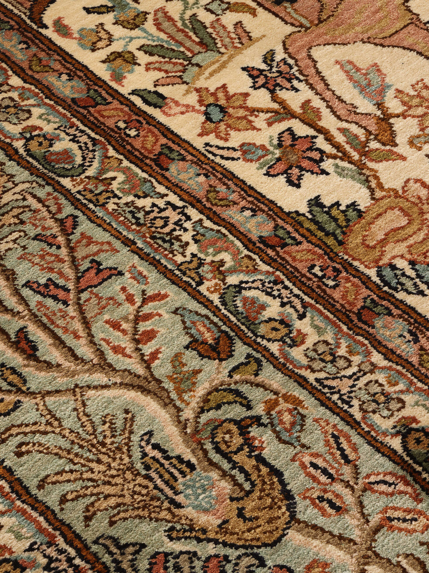 
    Kashmir pure silk 24 / 24 Quality - Brown - 153 x 182 cm
  