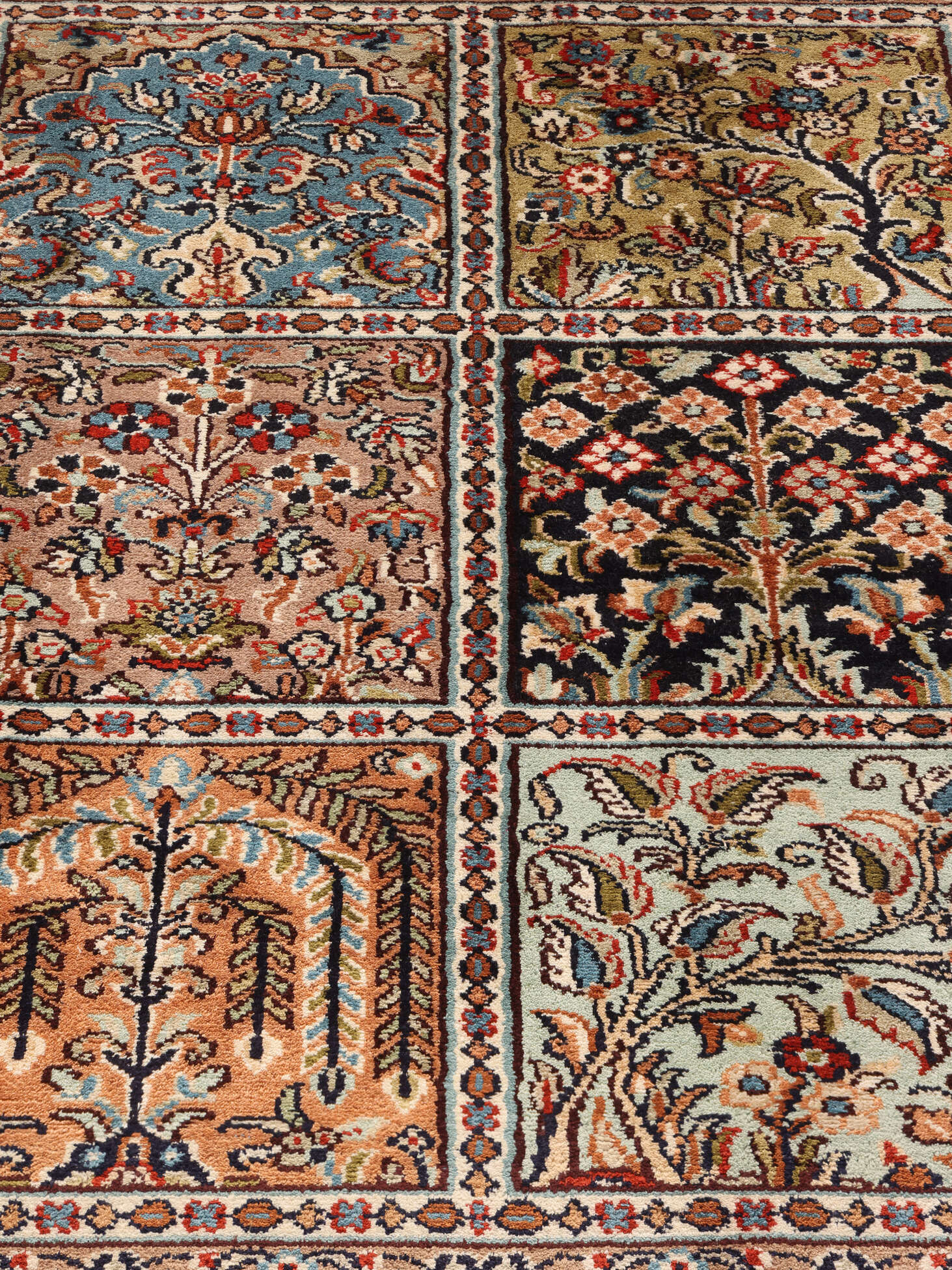 
    Kashmir pure silk - Brown - 65 x 91 cm
  
