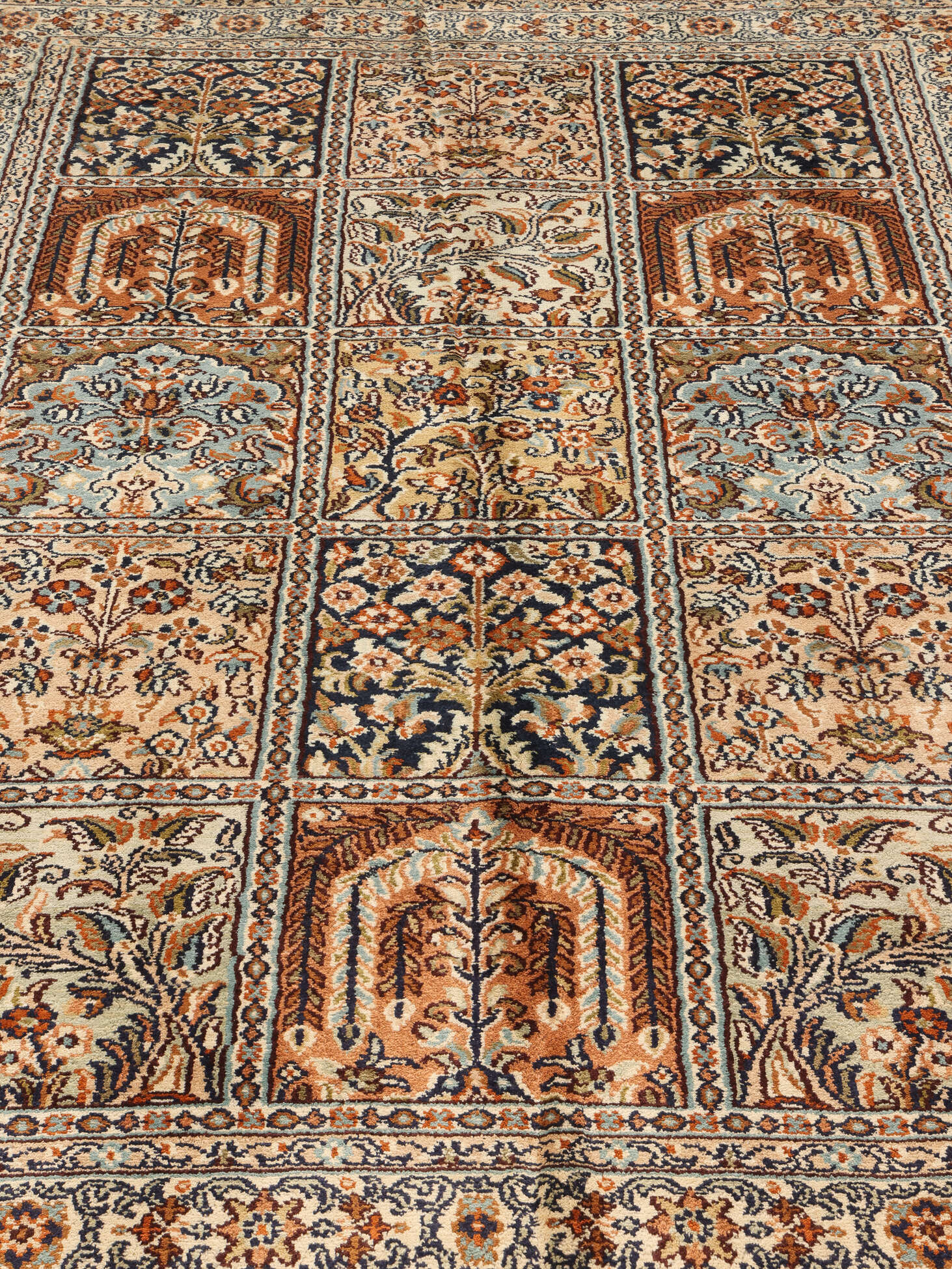 
    Kashmir pure silk - Brown - 80 x 127 cm
  