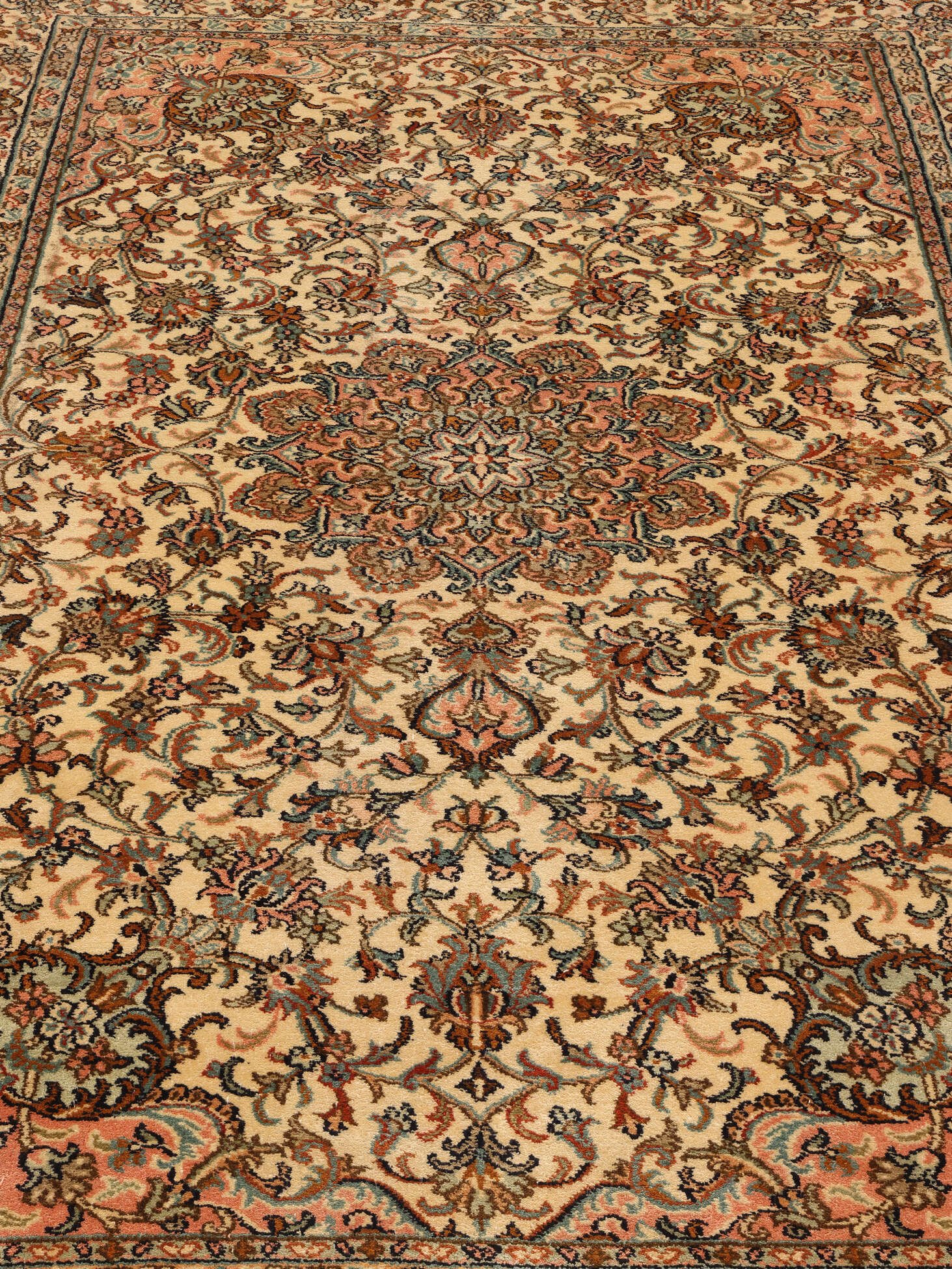 
    Kashmir pure silk 24 / 24 Quality - Brown - 77 x 125 cm
  