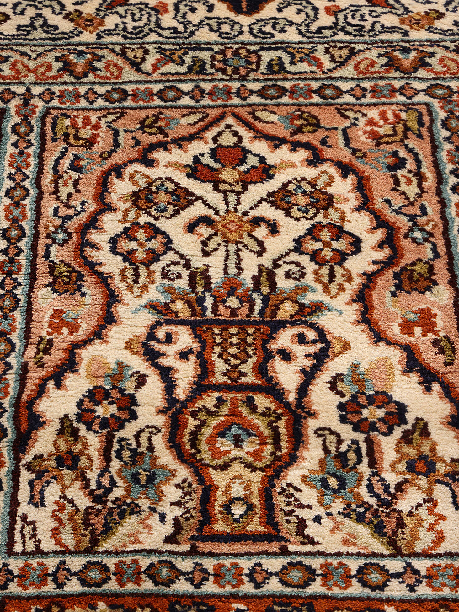 
    Kashmir pure silk - Brown - 128 x 184 cm
  