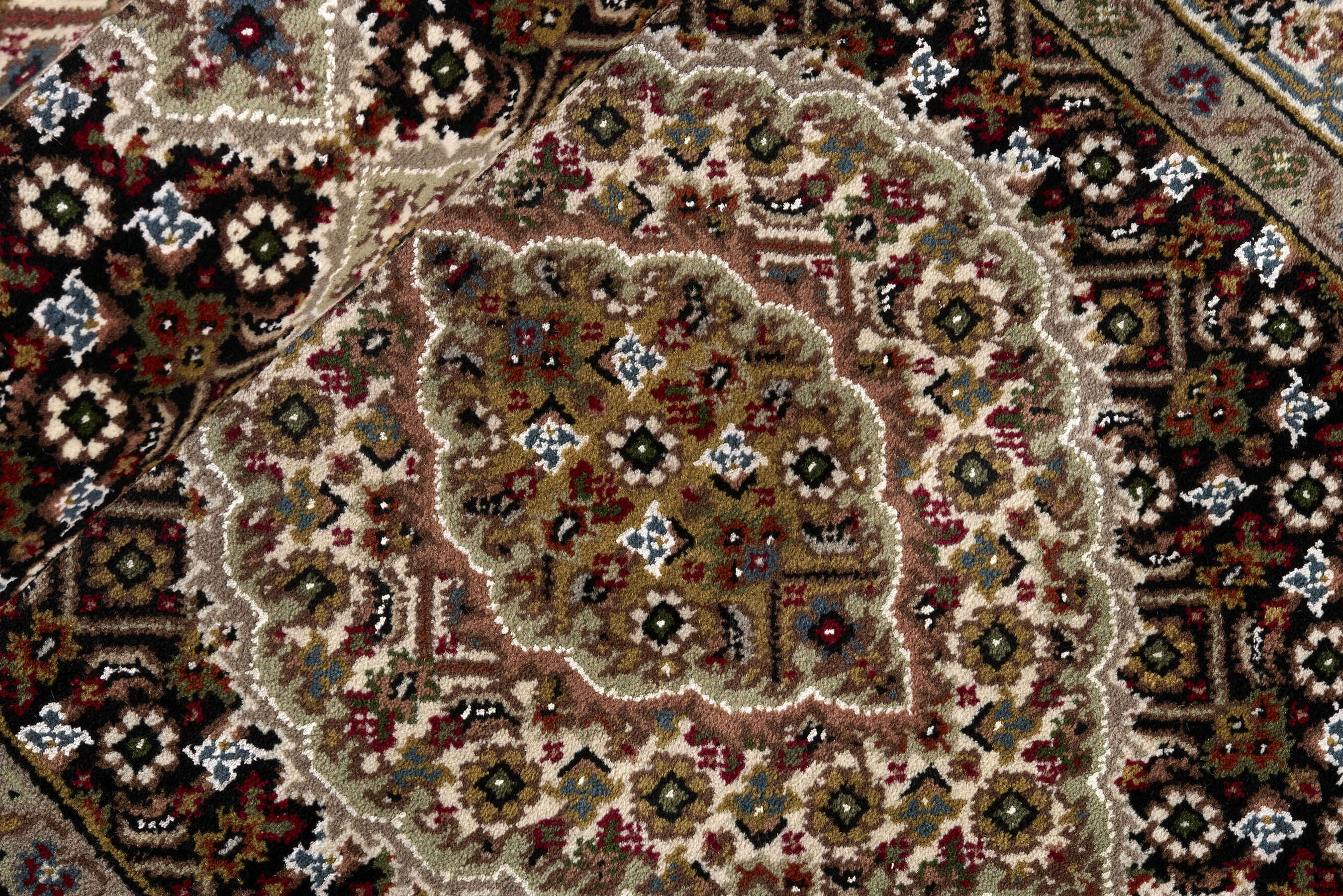 
    Tabriz Indi - Brown - 82 x 399 cm
  