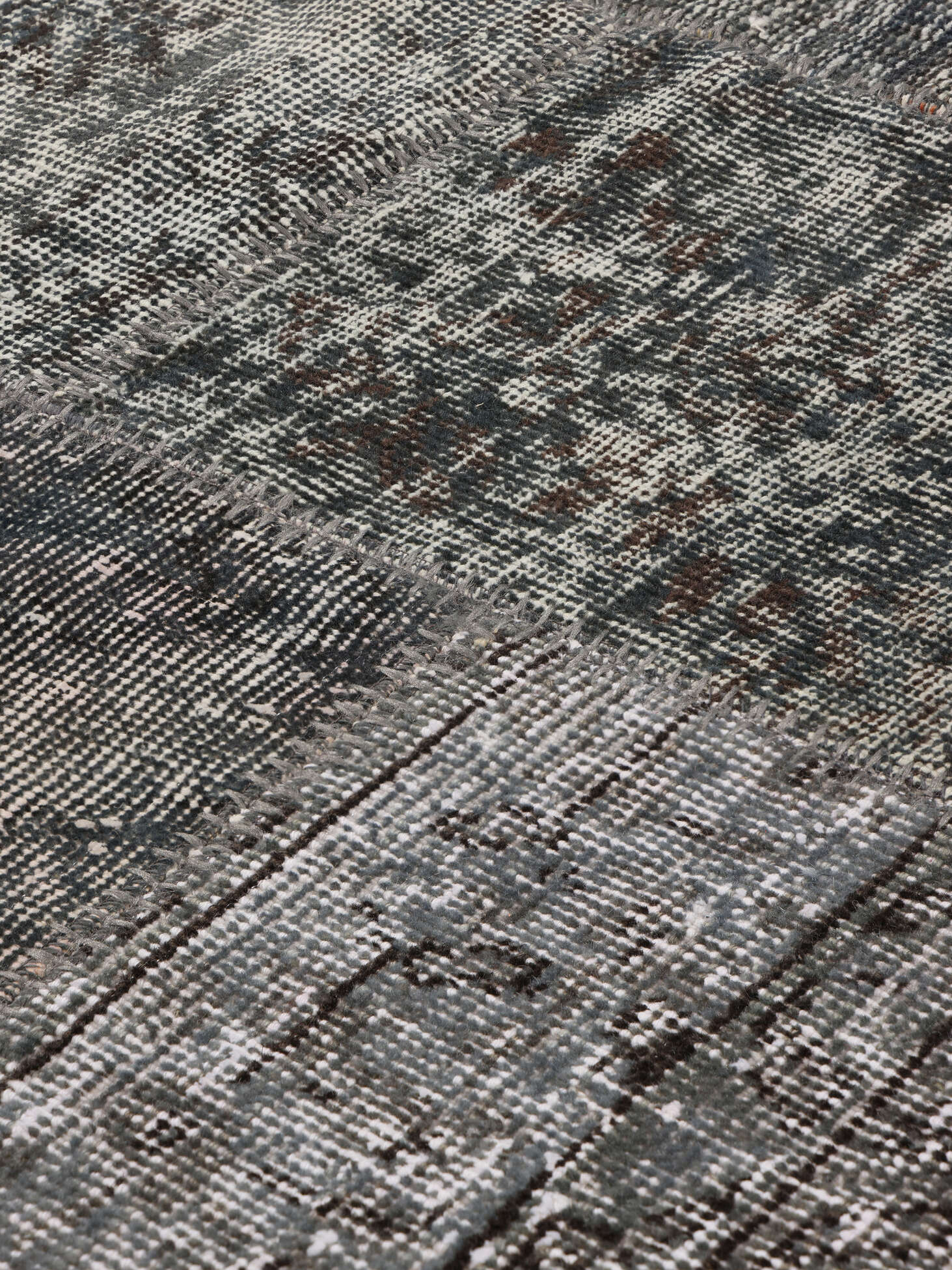 
    Patchwork - Turkiet - Dark grey - 200 x 299 cm
  