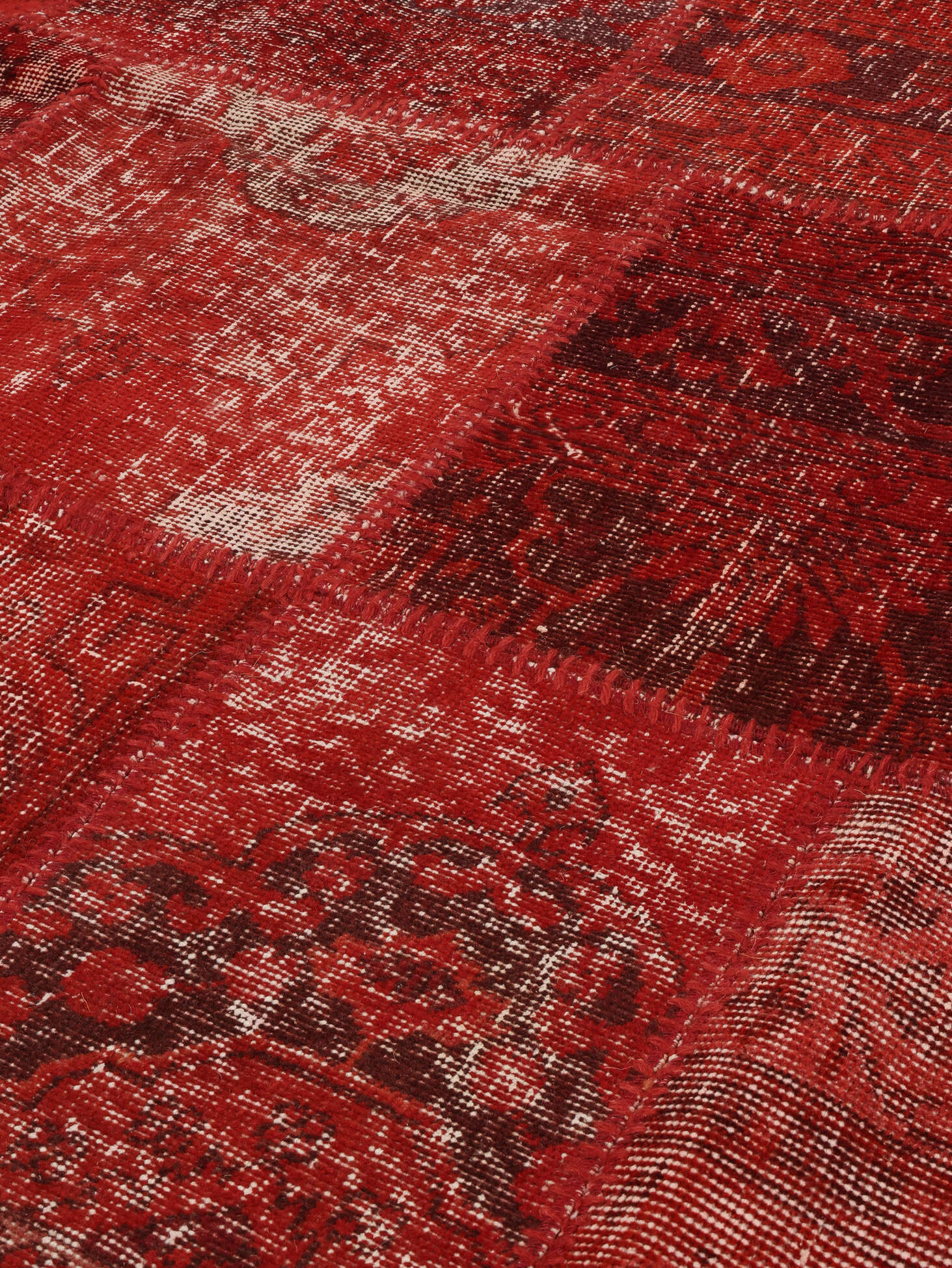 
    Patchwork - Turkiet - Dark red - 170 x 240 cm
  