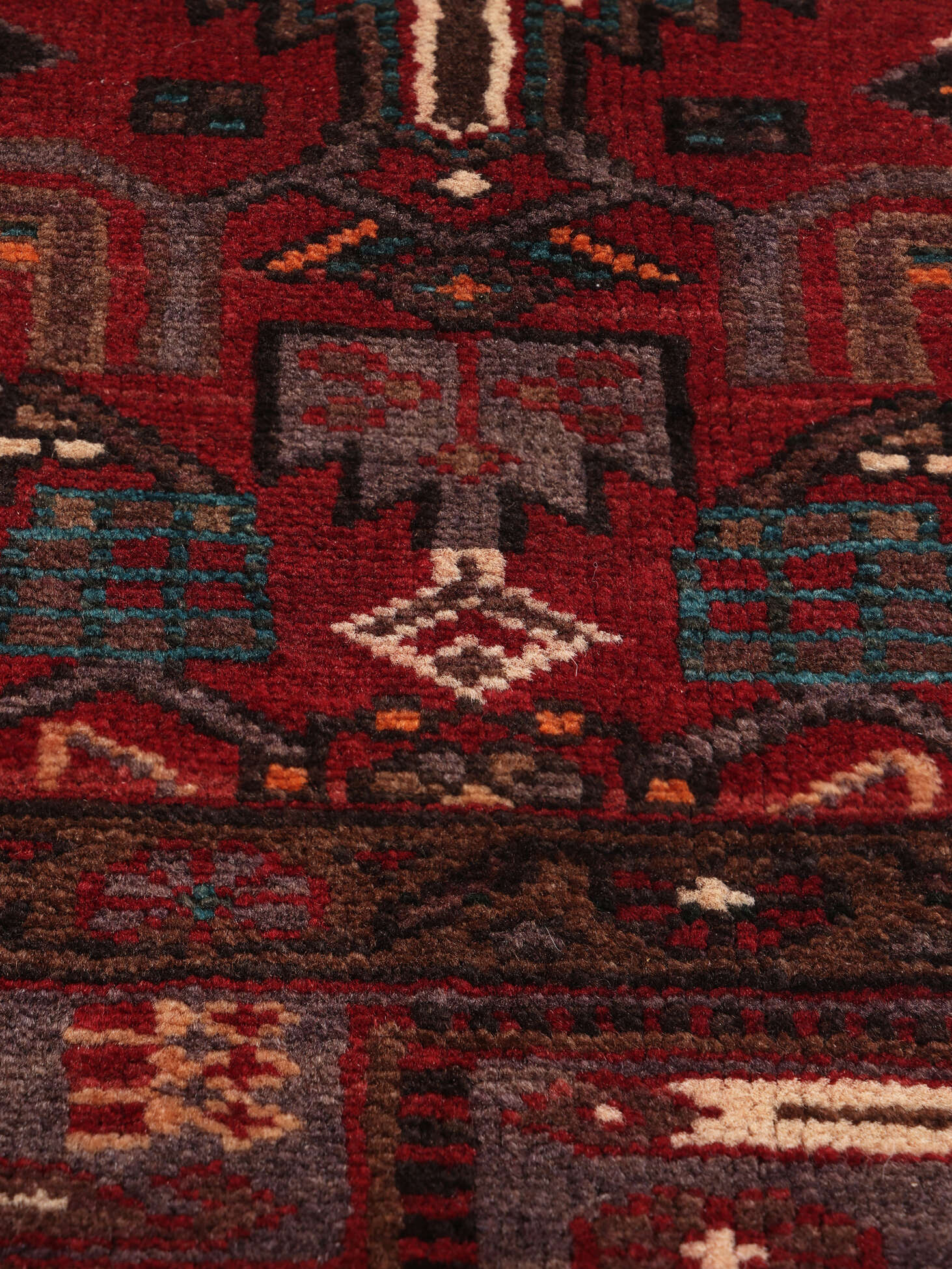 
    Hamadan - Dark red - 140 x 240 cm
  