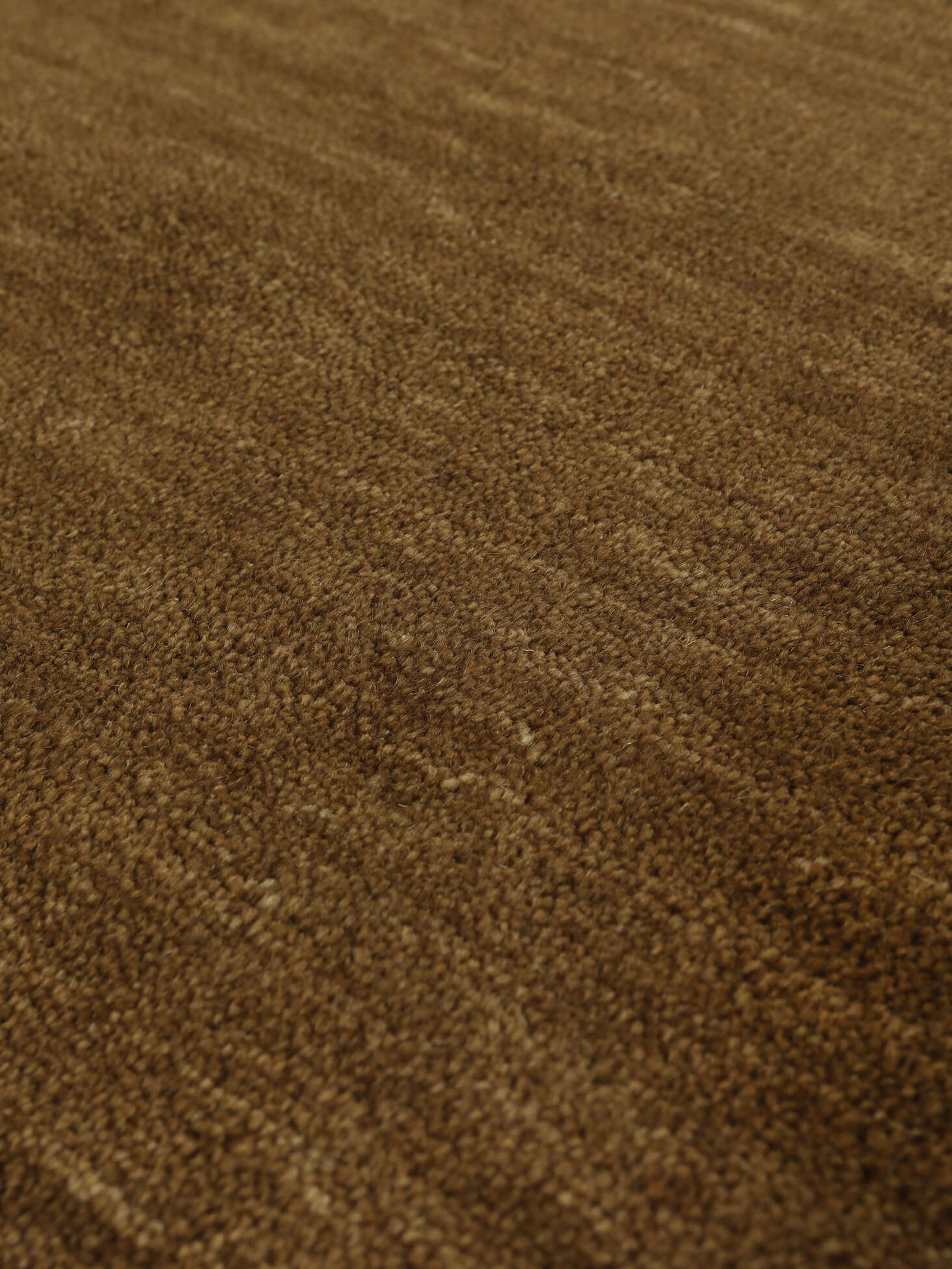 
    Handloom fringes - Brown - 300 x 400 cm
  