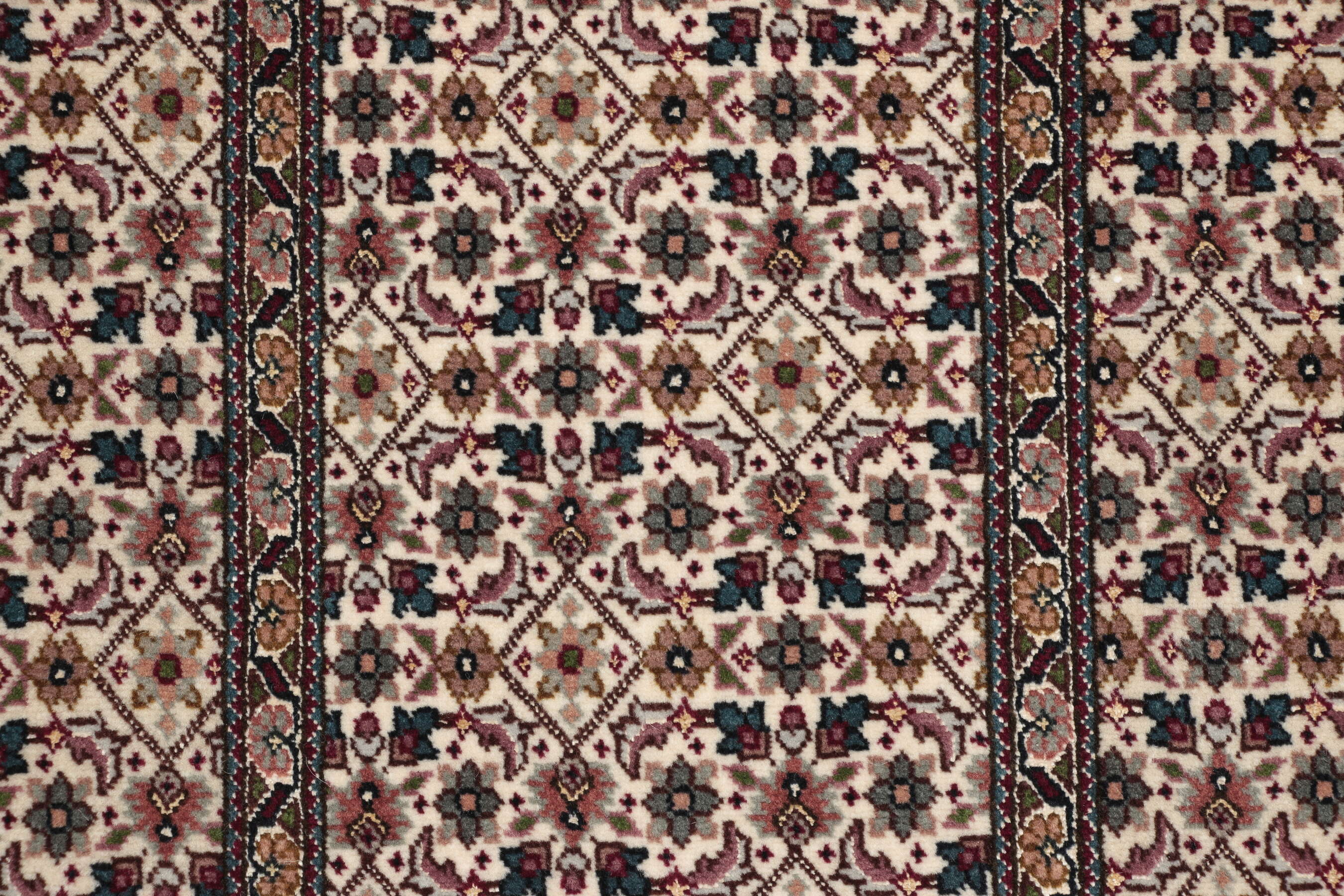 
    Tabriz 50 Raj - Brown - 222 x 290 cm
  